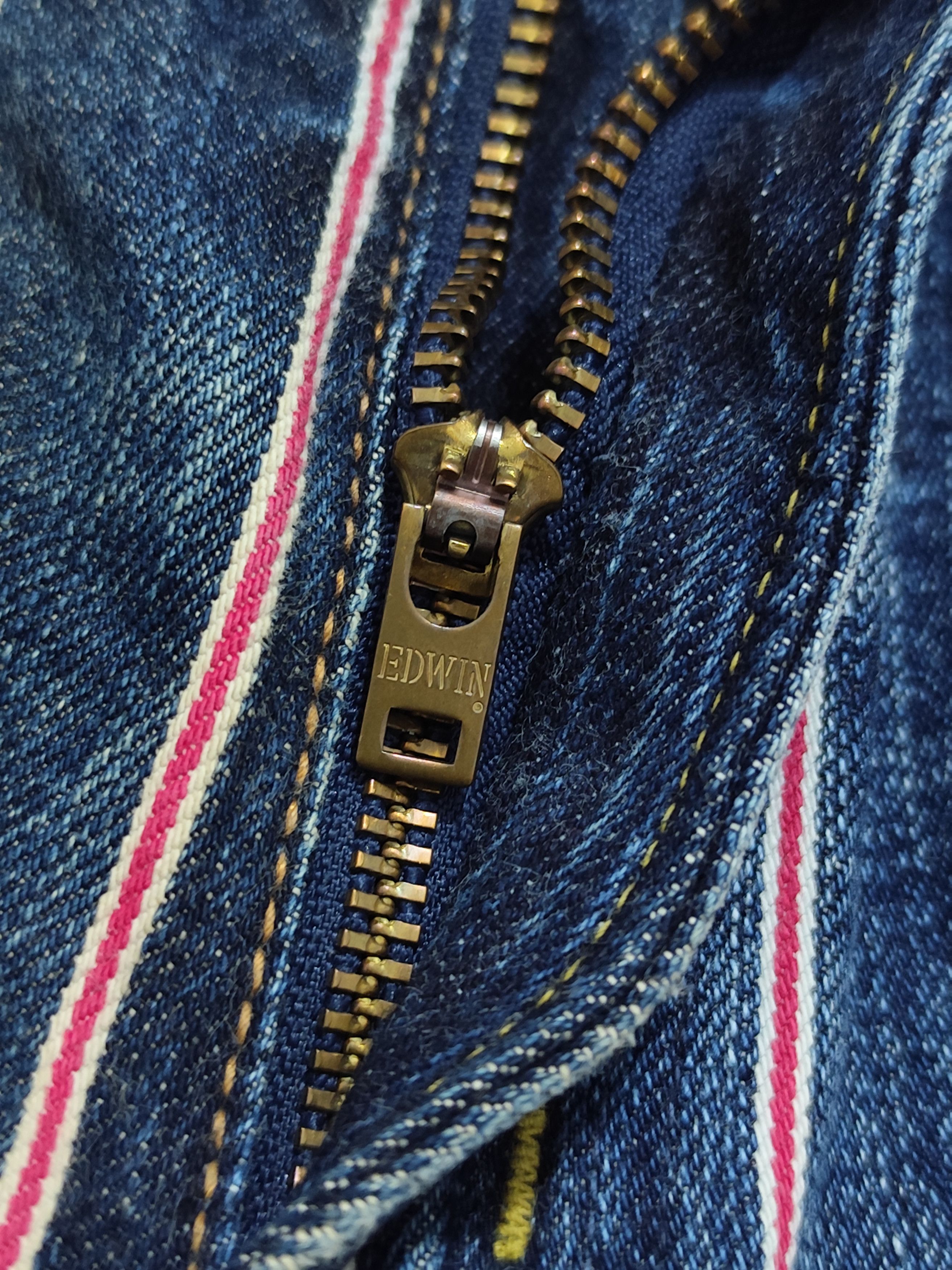 Edwin Vintage Edwin 13oz selvage if six was nine style distressed Size US 29 - 12 Thumbnail