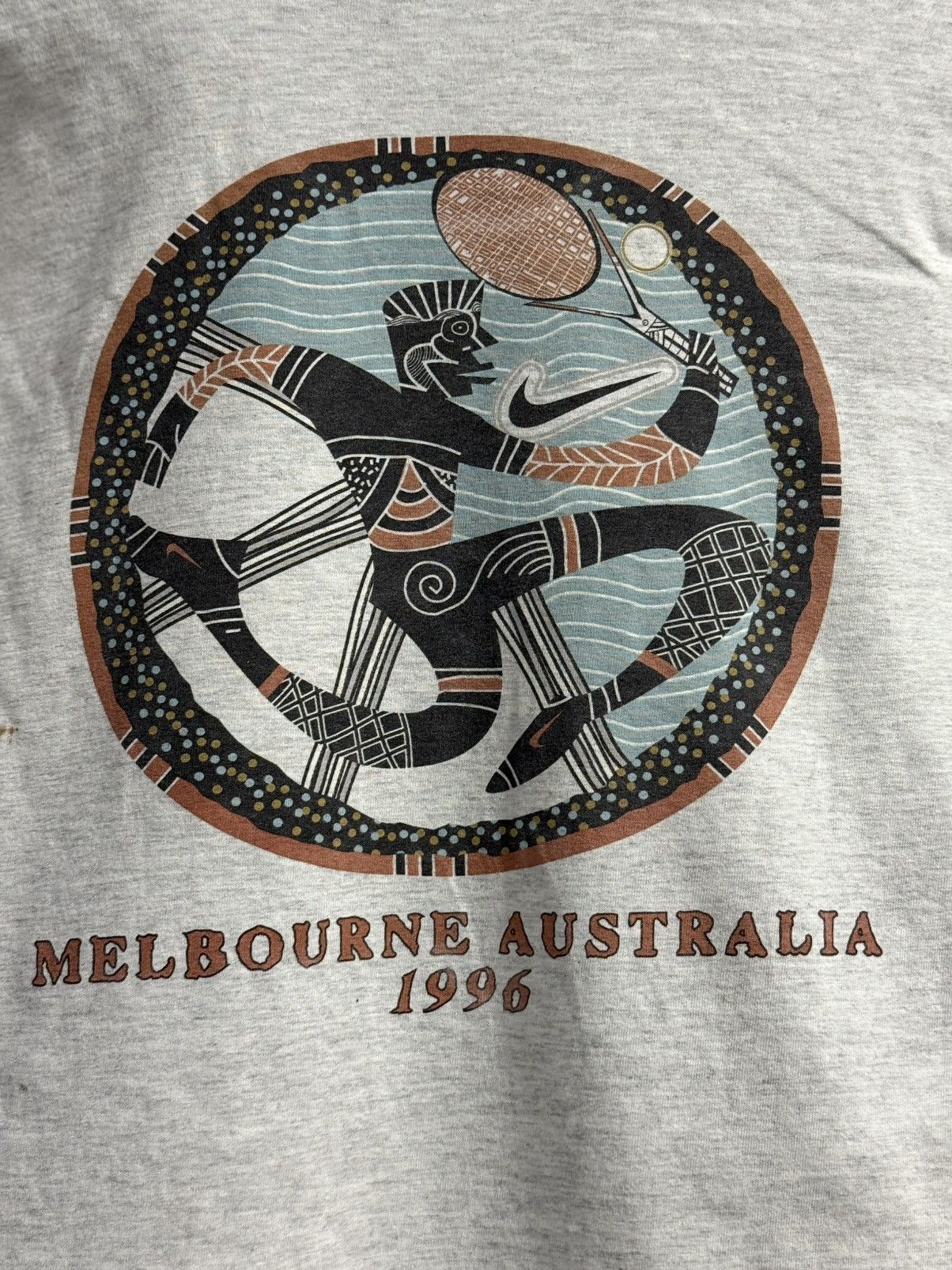 Other Vintage 90s Nike Tennis Melbourne Australia Faded Tee Size US M / EU 48-50 / 2 - 2 Thumbnail