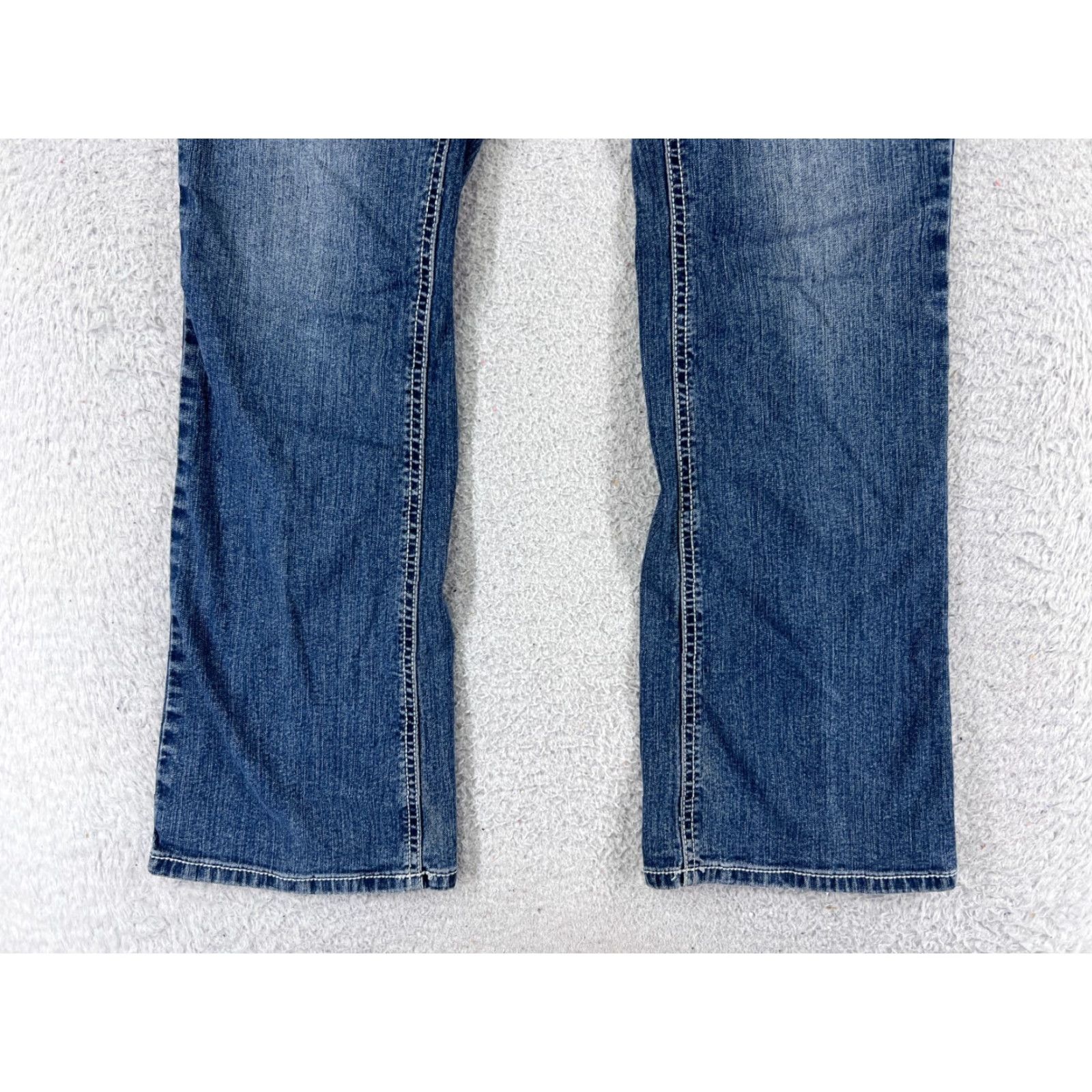 Apt. 9 Apt.9 Women's Denim Jeans Bootcut 10 Blue Embroidered Rose Stretch Mid Rise 31x29 Size 32" / US 10 / IT 46 - 2 Thumbnail