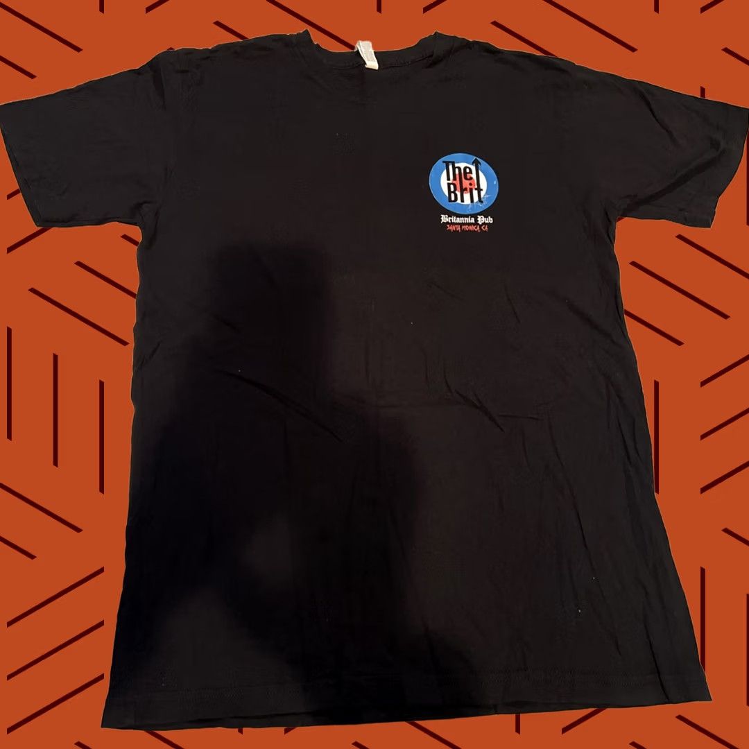 American Apparel VINTAGE The Brit Britannia’s Pub Santa Monica Bullseye Logo Shirt Large Mens Black Cotton Short Sleeve Crew Neck Tee American Apparel Size US L / EU 52-54 / 3 - 1 Thumbnail