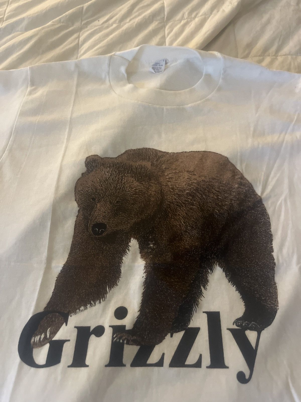 Soffe × Vintage Vintage 1988 Single Stitch Grizzly Bear Shirt USA Size L Size US L / EU 52-54 / 3 - 2 Thumbnail