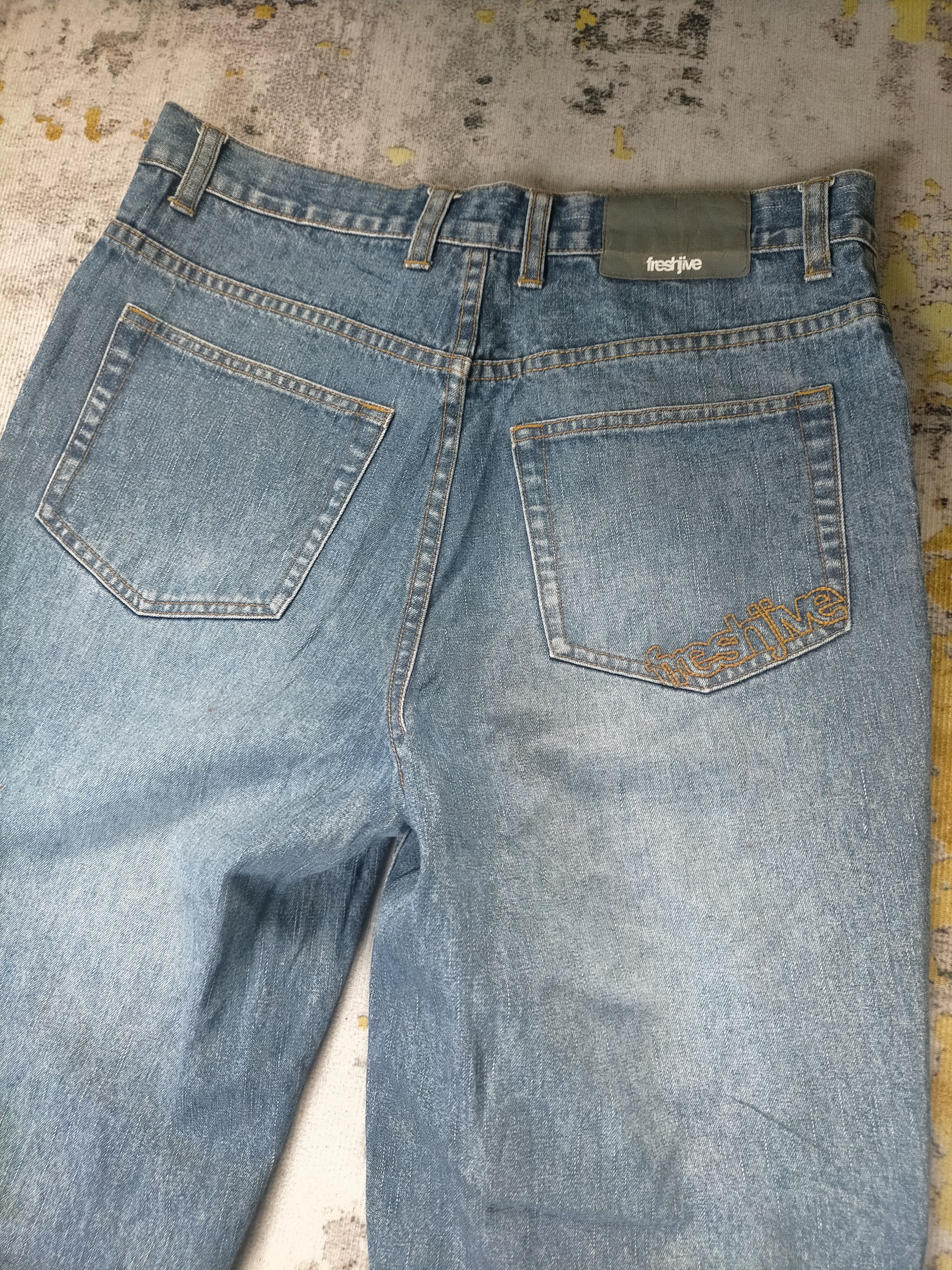 Freshjive Vintage 90s Freshjive Mudwash Jeans Size US 30 / EU 46 - 1 Thumbnail
