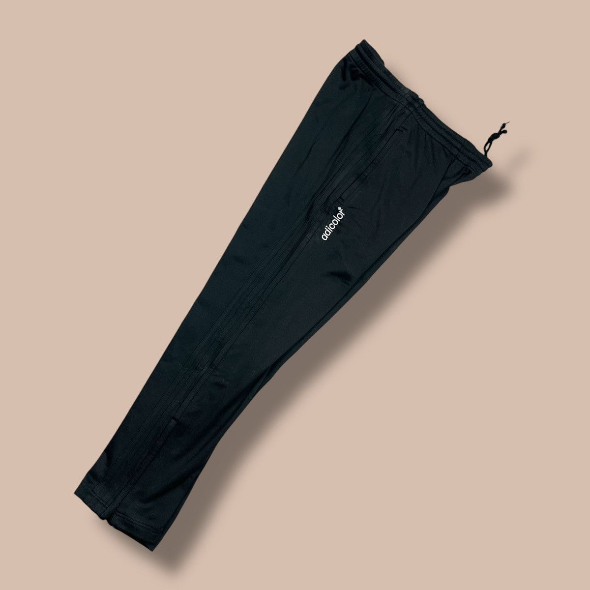 Adidas Adidas Adicolor NYC BK6 Black Series Sweatpants Size US 32 / EU 48 - 8 Thumbnail