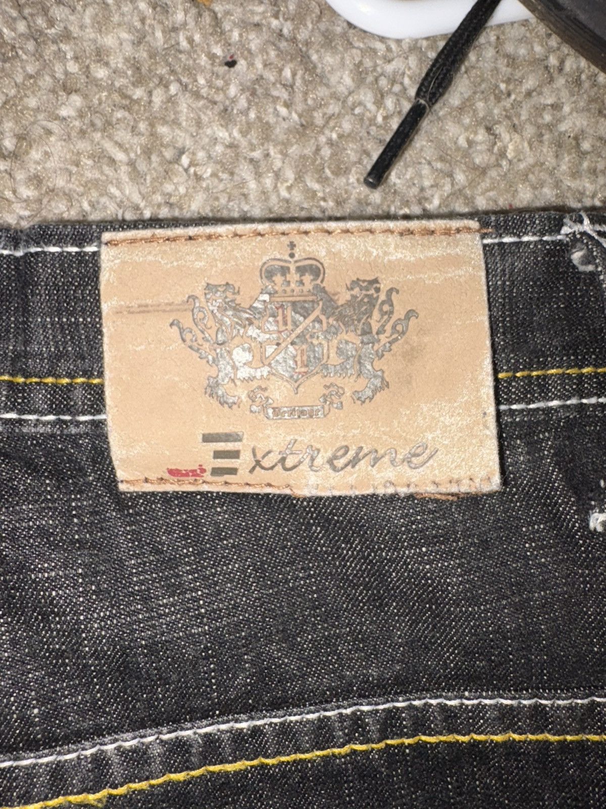Other × Vintage UExtreme black and yellow embroidered jeans Size US 40 / EU 56 - 4 Thumbnail