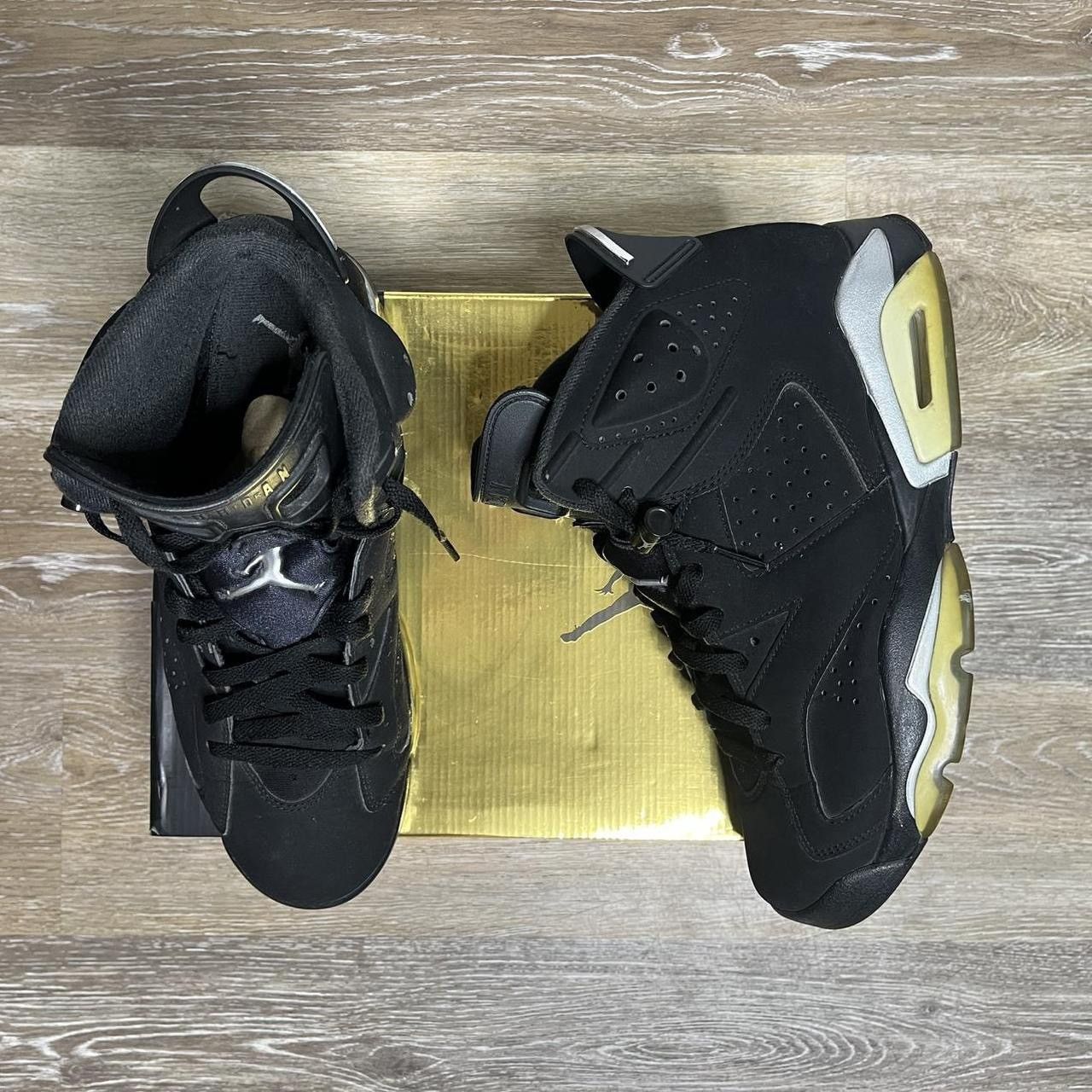 Jordan Brand 2022 jordan 6 chrome Size US 10 / EU 43 - 2 Thumbnail