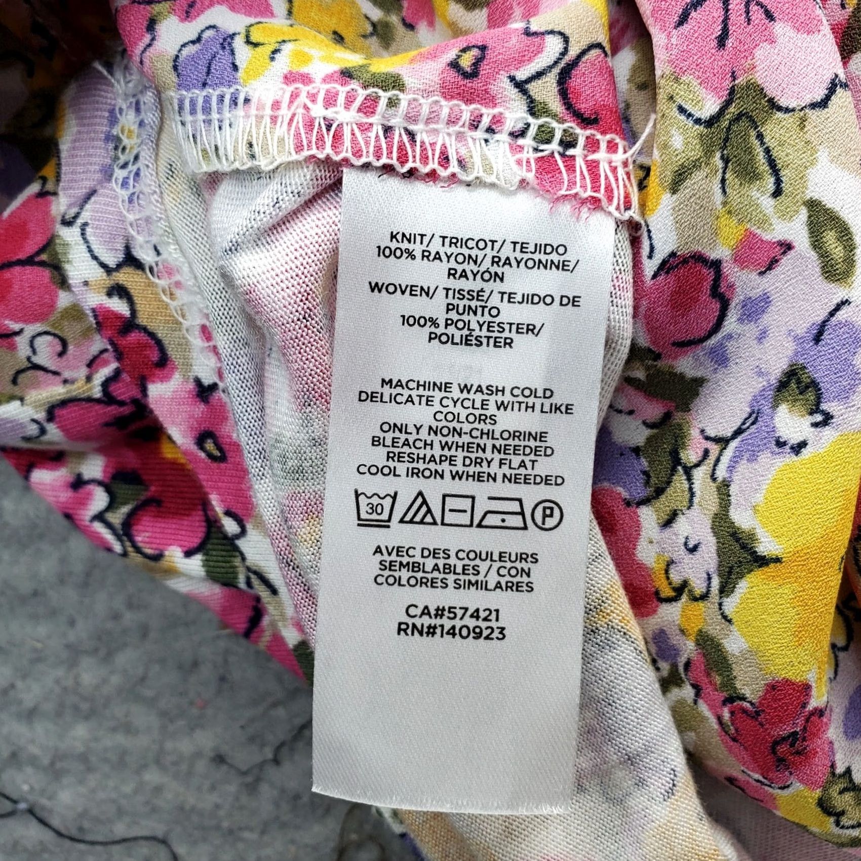 Loft Loft Blouse Womens Size 2XSP Floral V-Neck Cap Sleeve Pullover Multicolor Shirt Womens Size XXS / US 00 / IT 34 - 6 Thumbnail