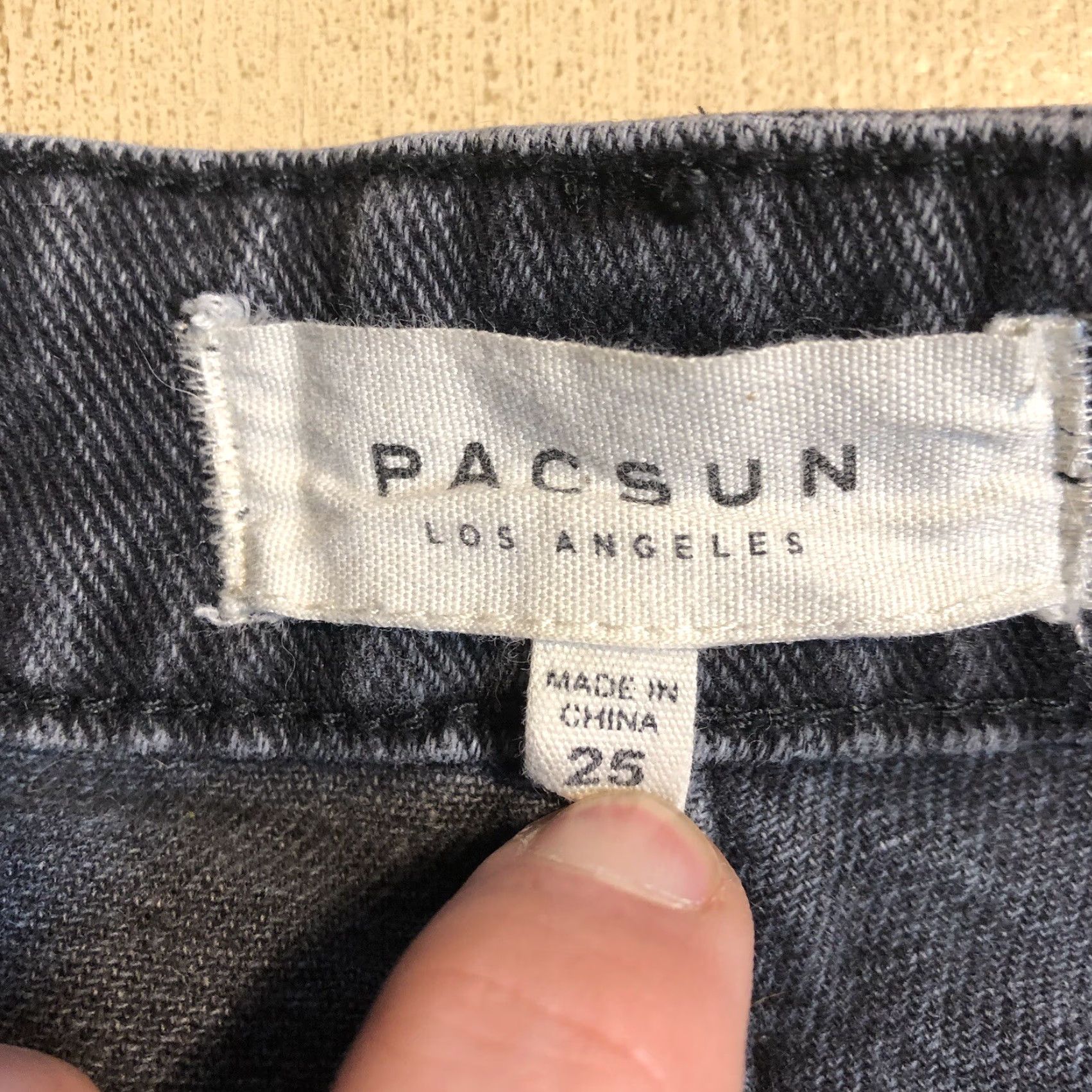 Pacsun VINTAGE PacSun Black Distressed Mini Skirt Womens 25 Mid Rise Zip Raw Hem Denim Cotton Short 90s Festival Womens Size 42" / US 20 - 5 Thumbnail