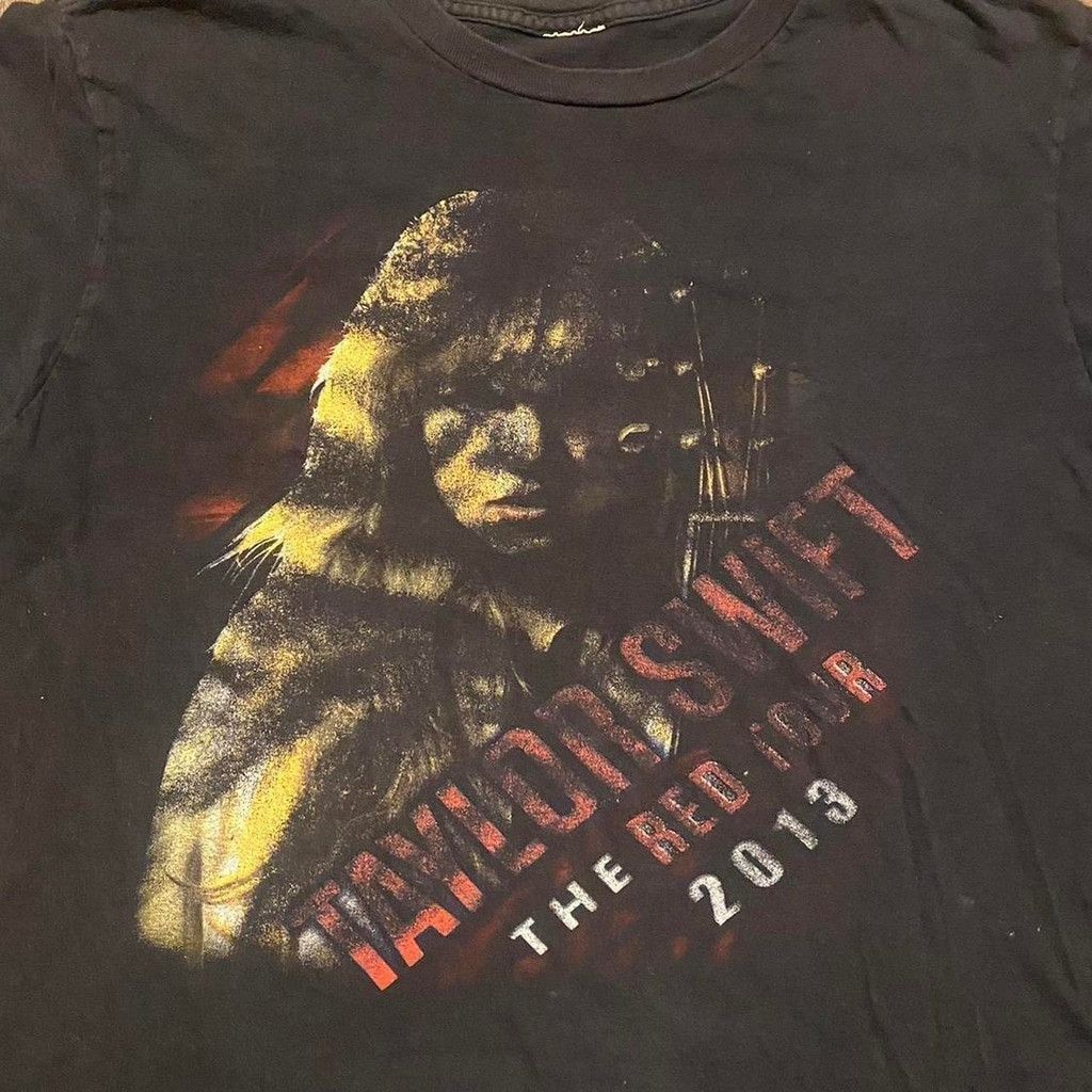 Other Taylor Swift Red Tour vtg 2013 tee size S Size ONE SIZE - 3 Thumbnail