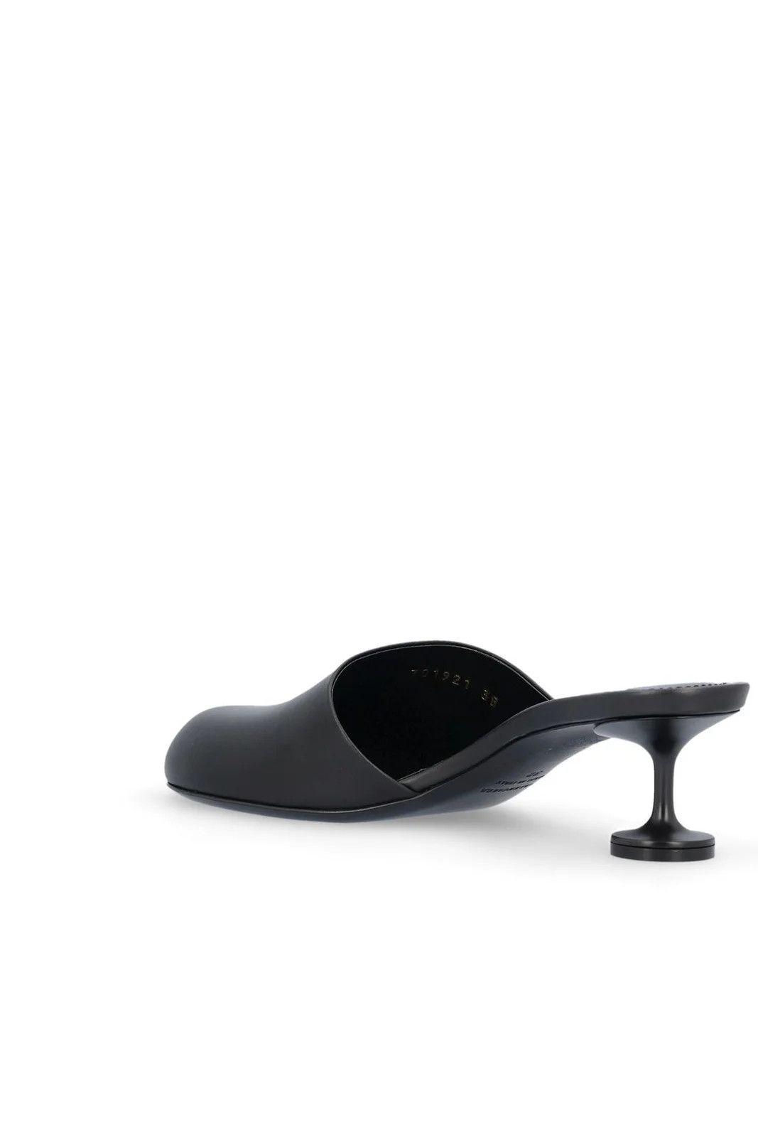 o1srvl11e0224 Lady Mules in Black