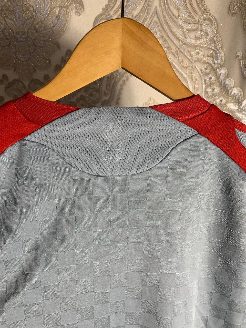 Adidas Vintage Adidas FC Liverpool England Soccer Jersey Retro Size US L / EU 52-54 / 3 - 11 Thumbnail