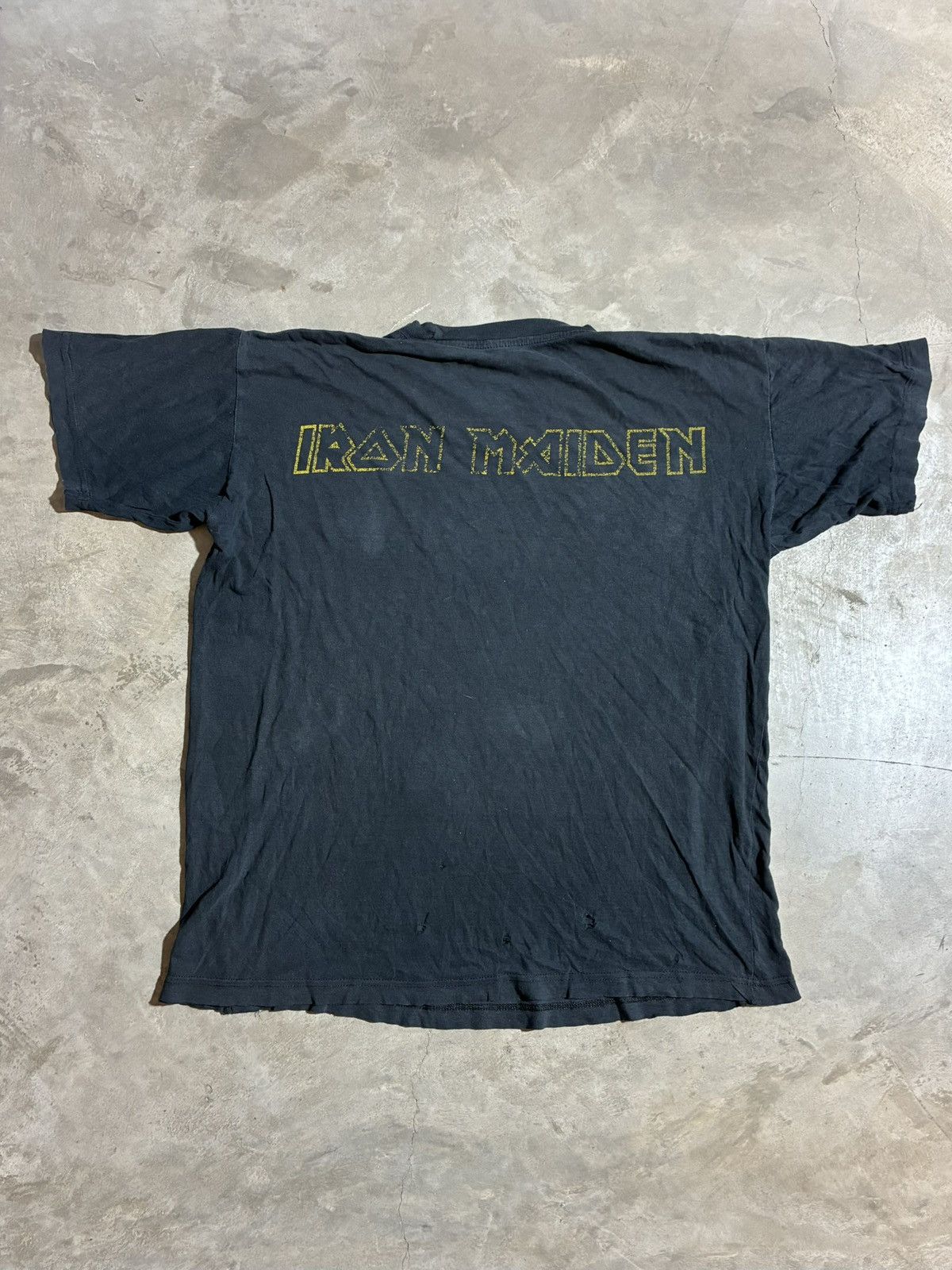 Other Vintage Iron Maiden Fear of the Dark 1992 bad t shirt faded Size US S / EU 44-46 / 1 - 2 Thumbnail
