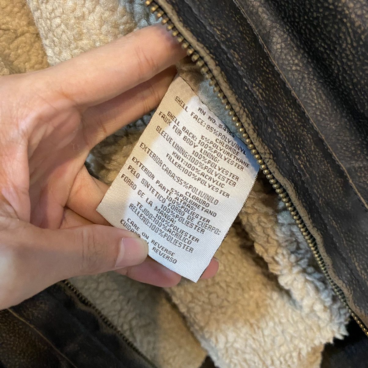 Levi's VINTAGE Y2K LEVIS HEAVY LEATHER JACKET Size US XL / EU 56 / 4 - 18 Thumbnail