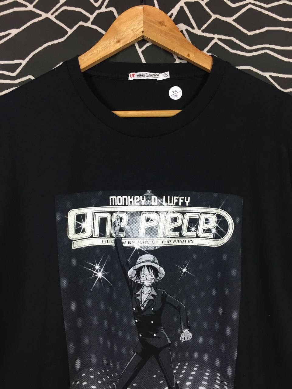 Anime × Japanese Brand × Uniqlo One Piece Luffy I'm Gonna Be King Of Pirates Uniqlo Tee Size US XL / EU 56 / 4 - 3 Thumbnail