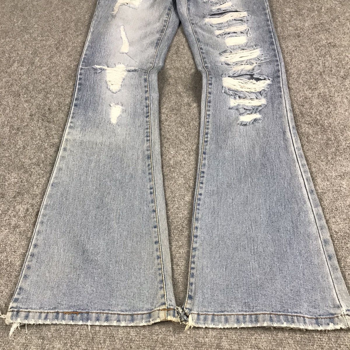 If Six Was Nine × Japanese Brand Flare Jeans boot cut distressed denim Ngni brand japan pants Size 27" / US 4 / IT 40 - 2 Thumbnail
