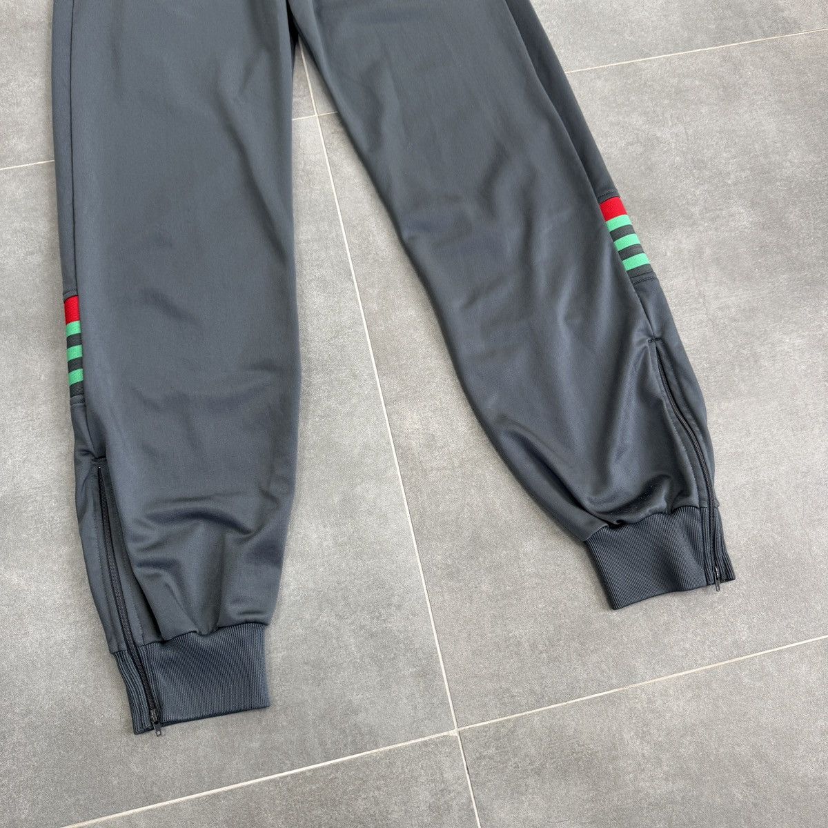 Puma Vintage Puma Track Suit Set Jacket / Joggers 80s 90s Y2K Size US S / EU 44-46 / 1 - 19 Thumbnail