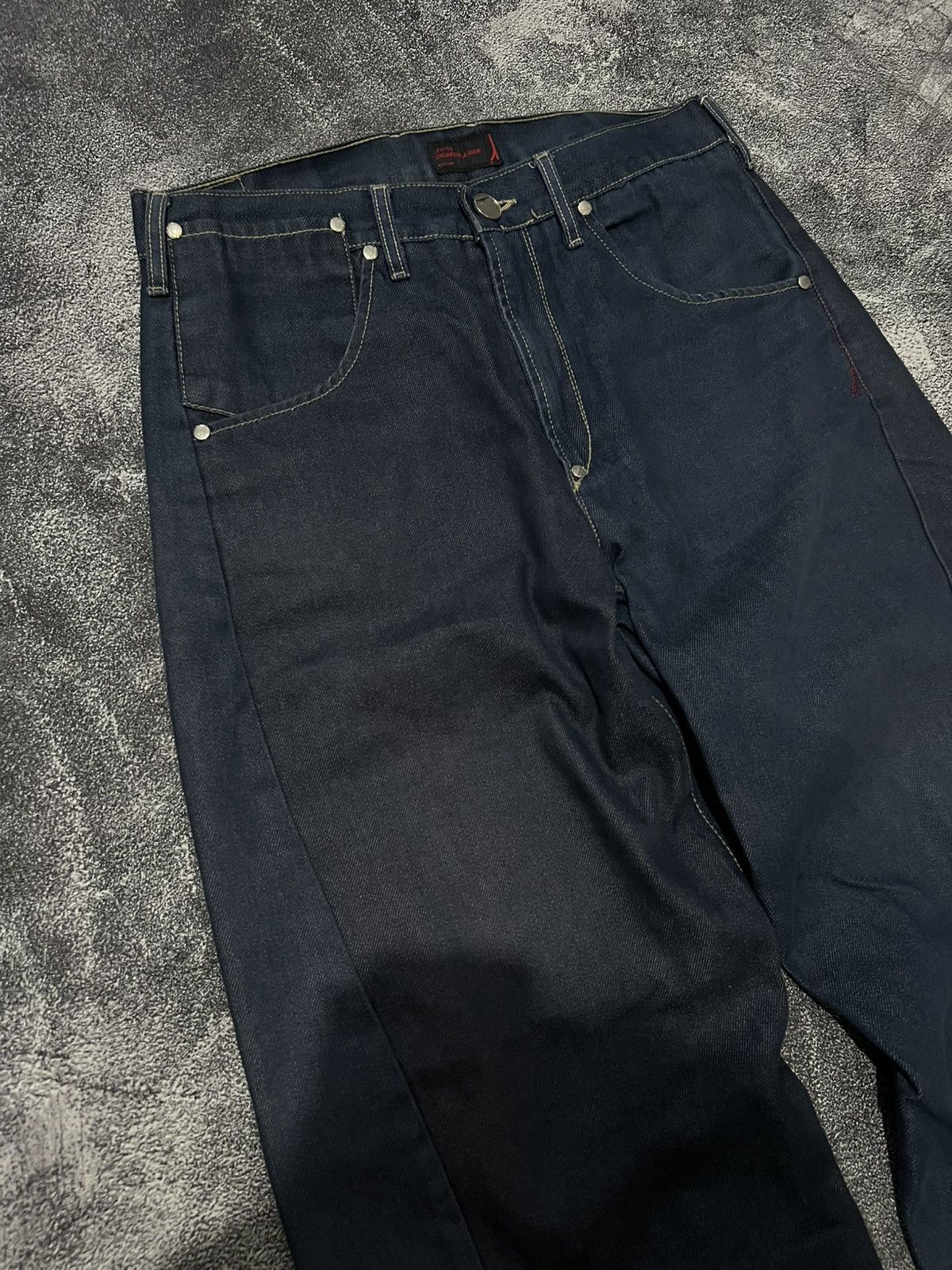 Levi's Vintage Clothing Levis Engineered Buckle Back Twisted Jeans Size US 31 - 7 Thumbnail
