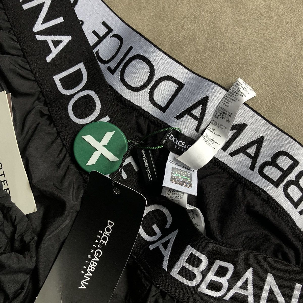 Dolce & Gabbana DOLCE & GABBANA LOGO SWIM SHORTS Size US 36 / EU 52 - 4 Thumbnail
