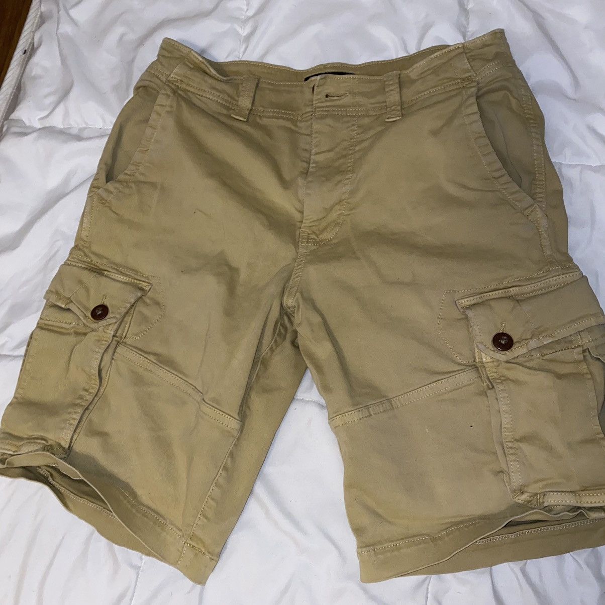 American Eagle Outfitters Cargo shorts Size US 32 / EU 48 - 1 Thumbnail