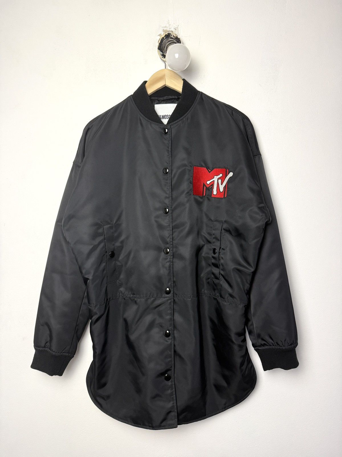 H&M × Moschino H&Moschino Asymmetrical Bomber Size S / US 4 / IT 40 - 1 Thumbnail
