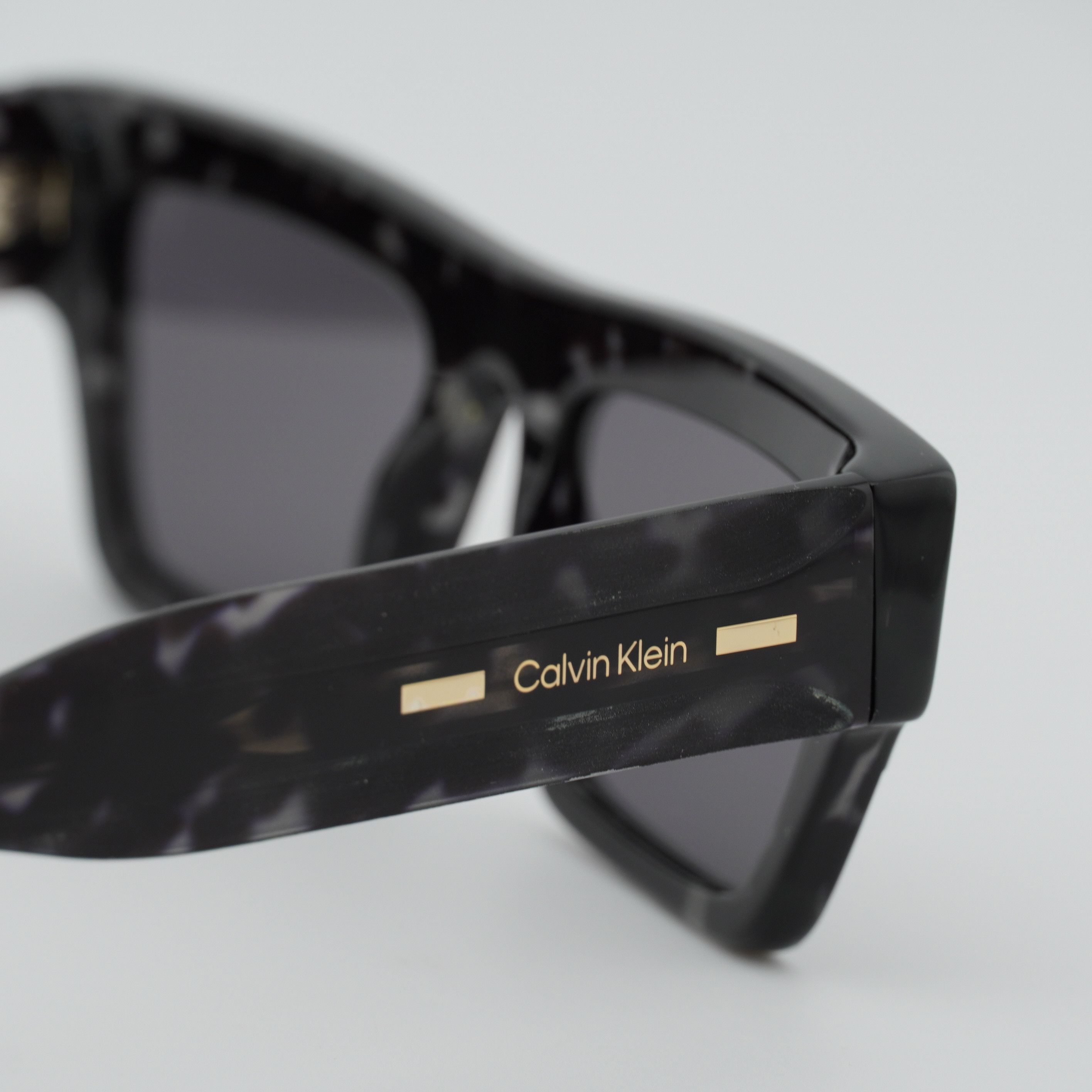 Calvin Klein Calvin Klein CK25510S 223 Unisex Sunglasses Grey Rectangle Size ONE SIZE - 9 Thumbnail