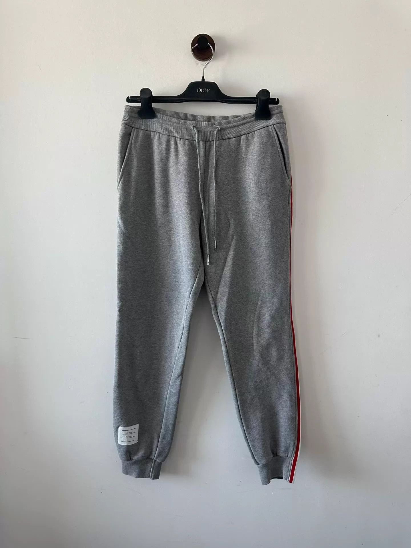 Thom Browne Thom Browne Side Striped Sweatpants 42 98 New Size 28" / US 6 / IT 42 - 1 Thumbnail