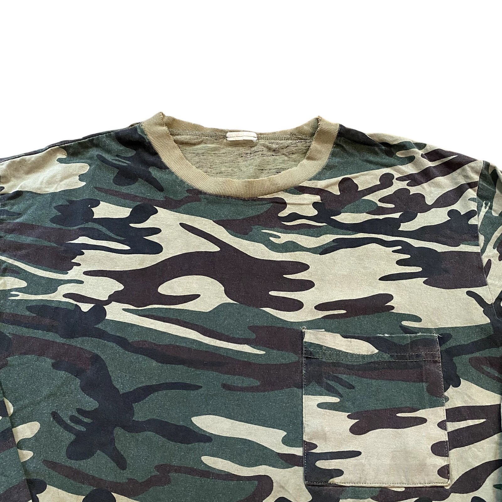 Realtree × Vintage Vintage 90s Camo Long Sleeve Boxy Pocket T Shirt Distressed Size US XL / EU 56 / 4 - 3 Thumbnail