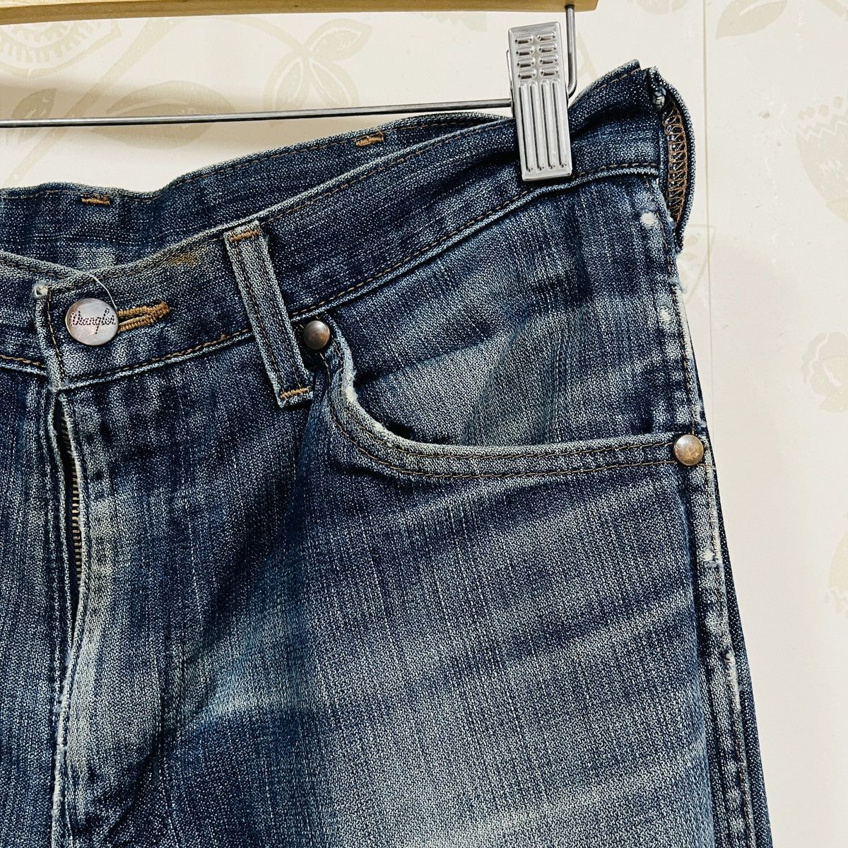Japanese Brand Vintage Flared Wrangler Hidden Rivet Distressed Denim Jeans Size US 32 / EU 48 - 7 Thumbnail