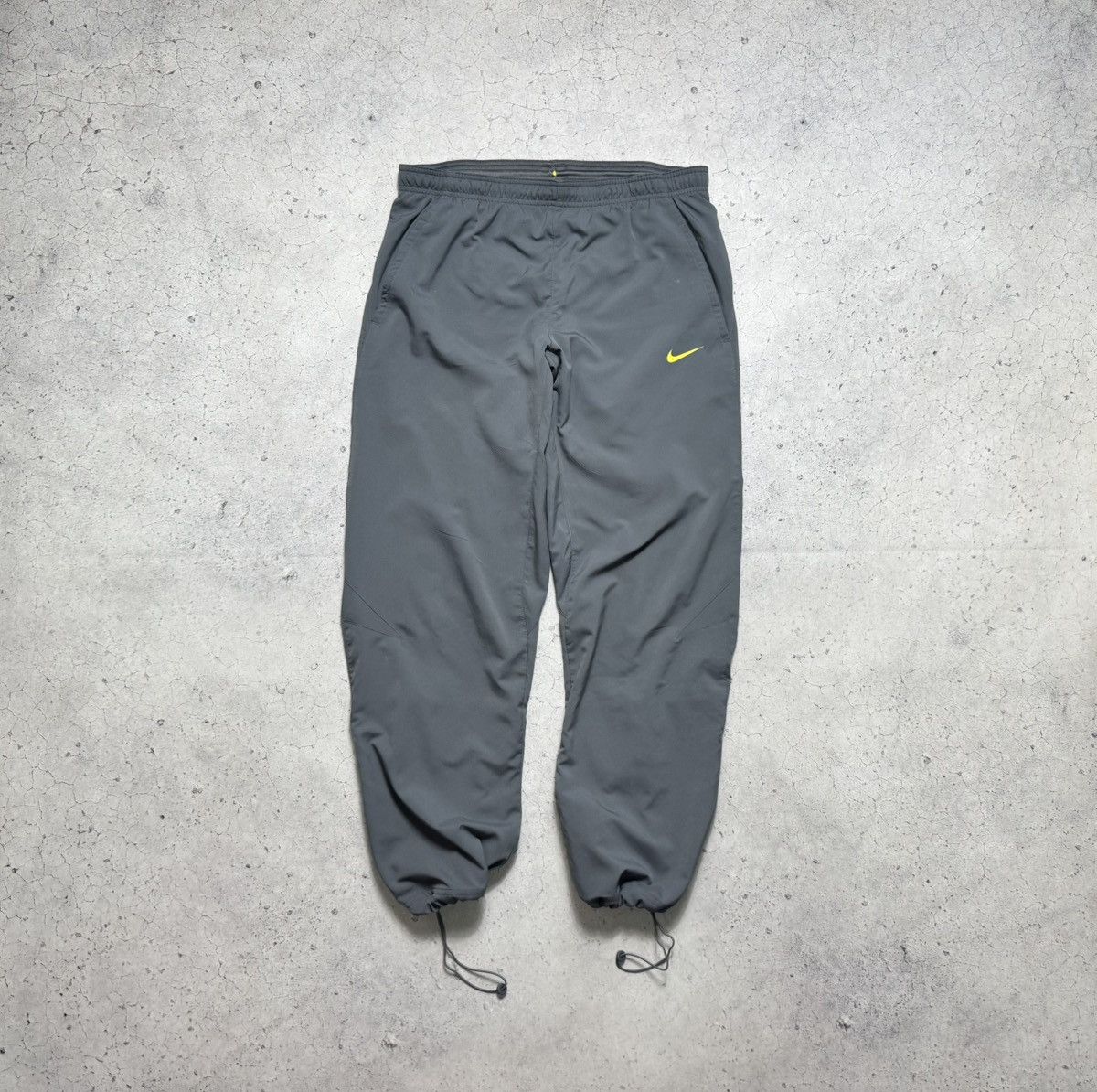 Nike Nike Vintage Nylon Track Pants Baggy Drill Swoosh Y2K Size US 30 / EU 46 - 1 Thumbnail