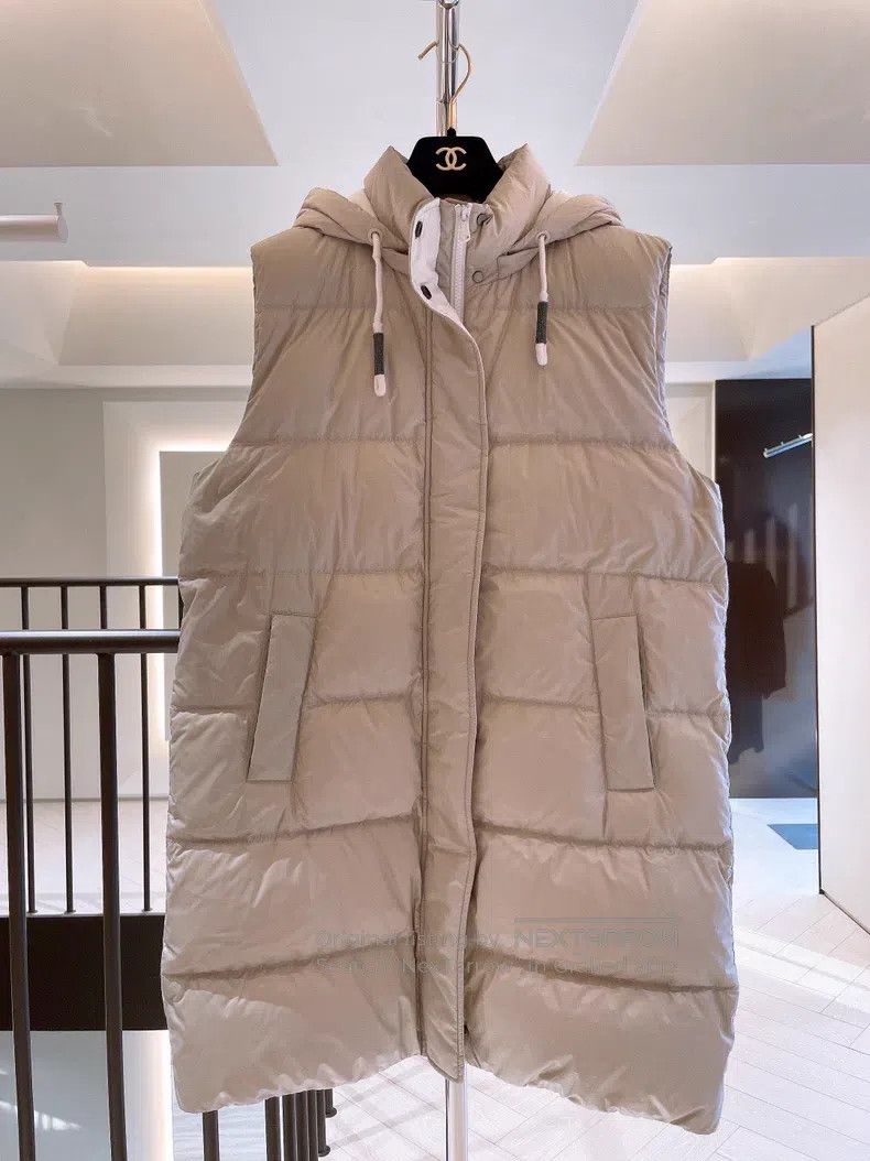Brunello Cucinelli Brunello Cucinelli Pearl Decorated Long Quilted Vest Size XS / US 0-2 / IT 36-38 - 1 Thumbnail