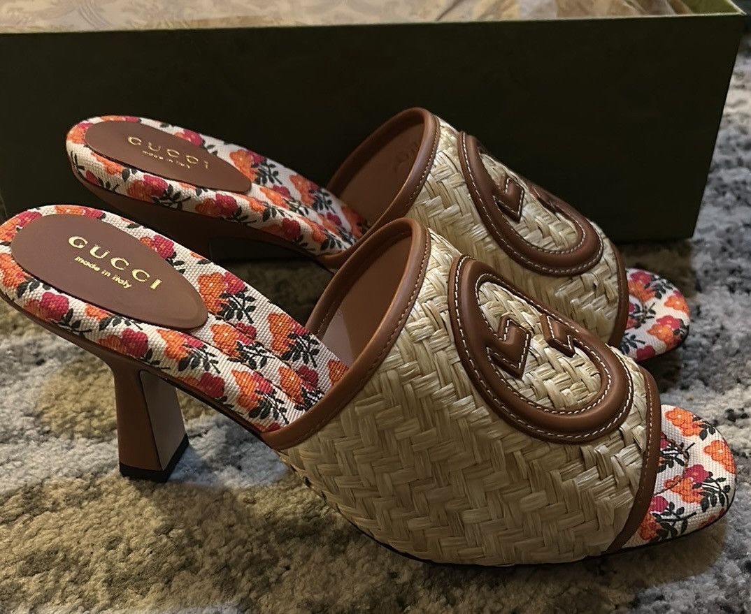 Gucci Gucci Interlocking G Slide Sandal size 39.5 Size US 9.5 / IT 39.5 - 9 Thumbnail