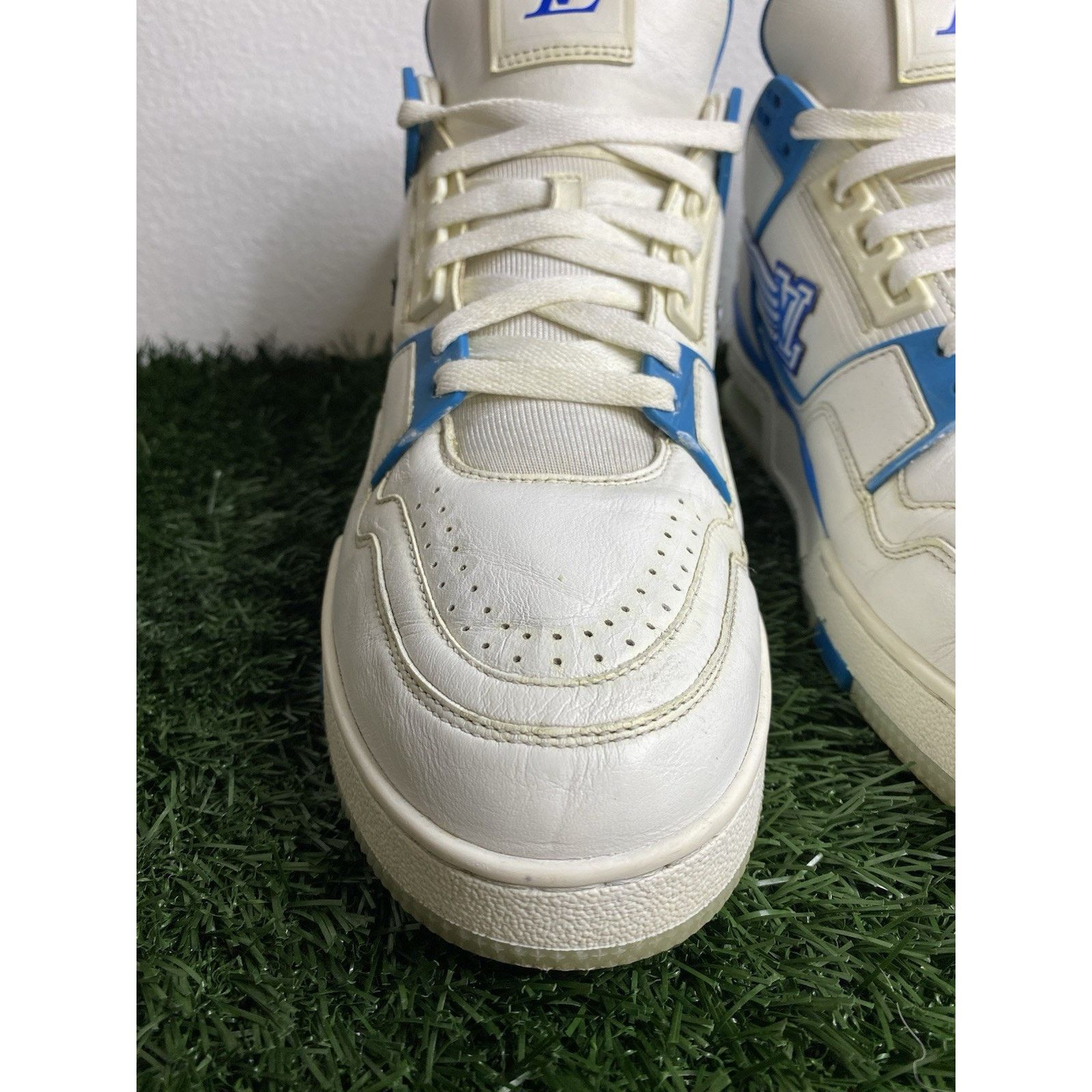 Louis Vuitton Louis Vuitton Trainer “AZUR” | Size 9 LV Size US 10 / EU 43 - 8 Thumbnail