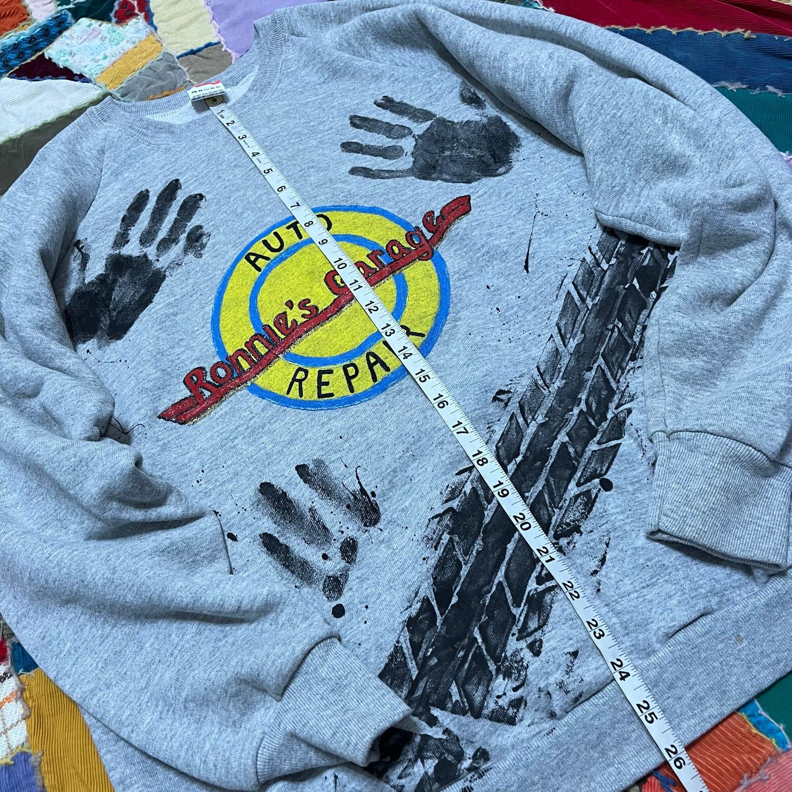 Fruit Of The Loom Vintage Auto Garage Repair Shop Black Tire Paint Crewneck Size US XL / EU 56 / 4 - 6 Thumbnail