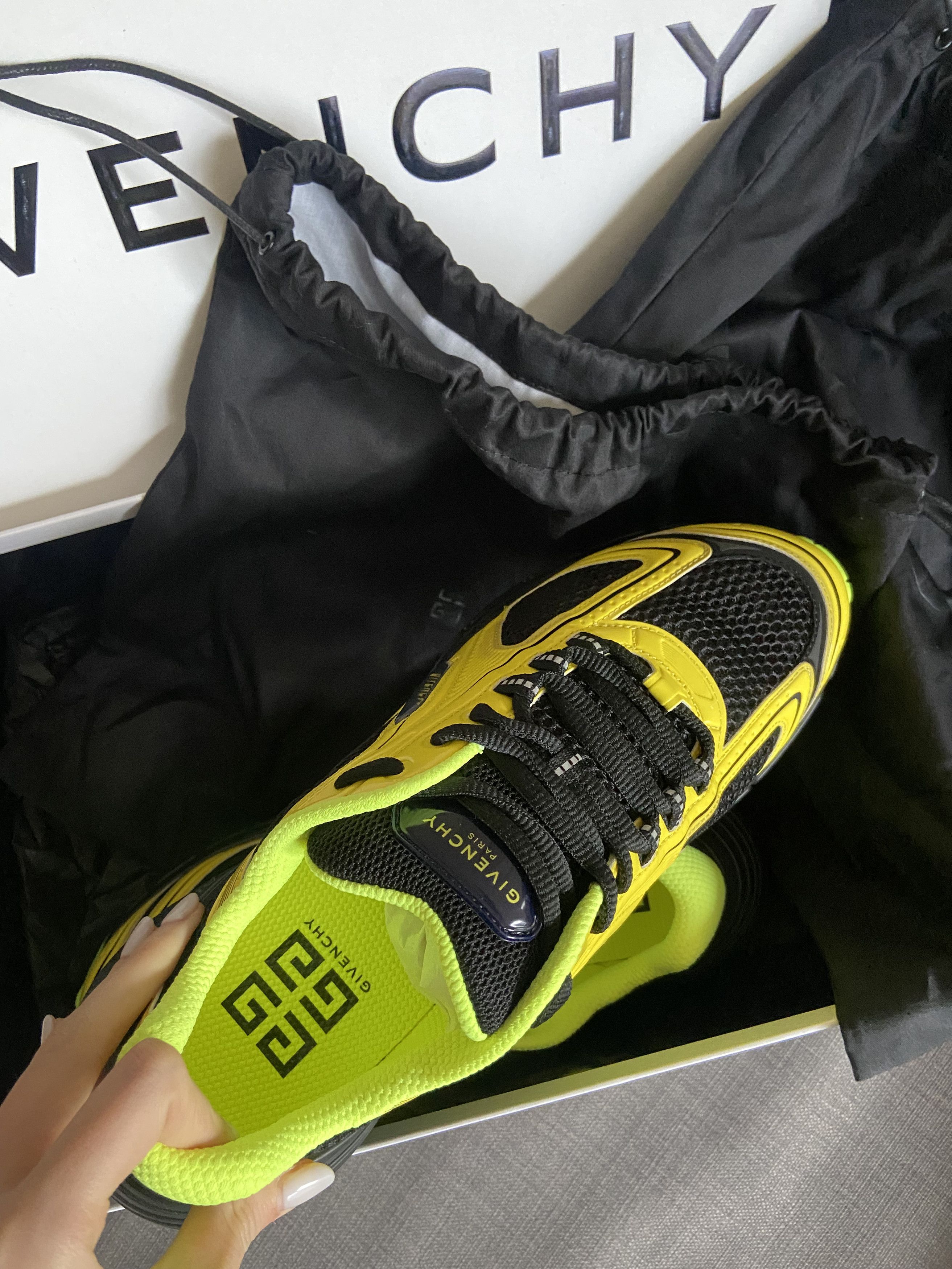 Givenchy Givenchy TK-MX Runner Yellow & Black Size US 9 / EU 42 - 8 Thumbnail