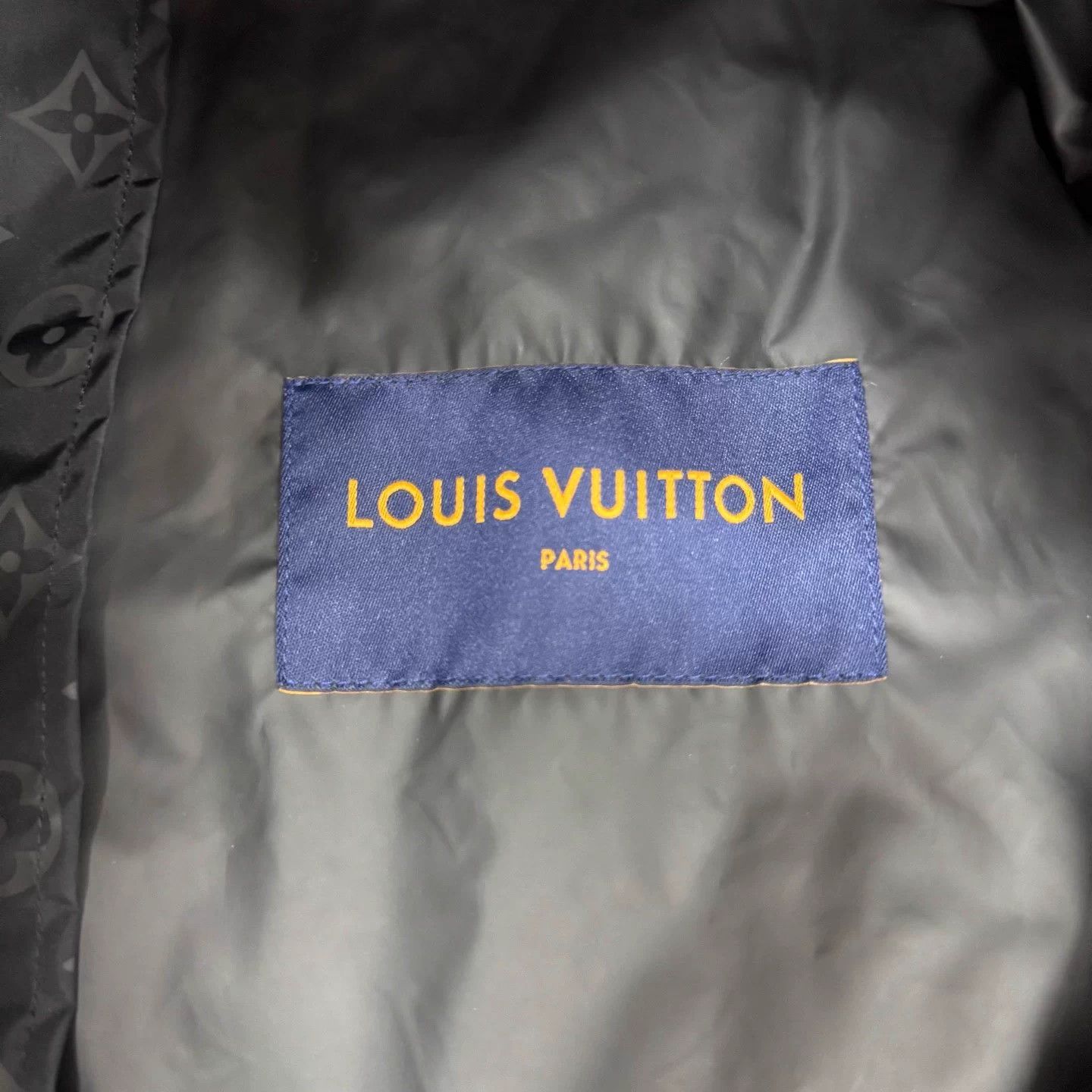 Louis Vuitton Louis Vuitton FW22 Long Zip Hooded Shell Jacket 50 (99N) Size US M / EU 48-50 / 2 - 6 Thumbnail