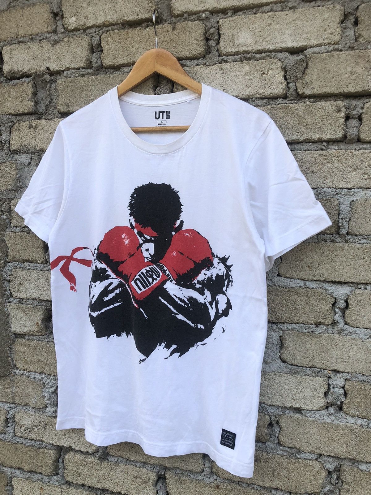 Japanese Brand × Uniqlo × Vintage UT Uniqlo X Capcom Street Fighter Ryu Tshirts Size US L / EU 52-54 / 3 - 3 Thumbnail
