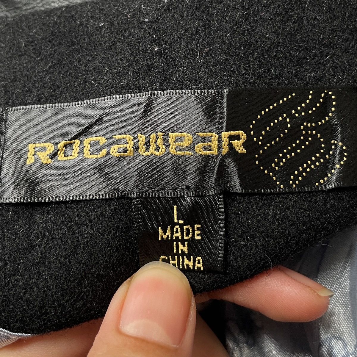 Rocawear × Vintage Vintage Brand Rocawear Big Logo Varsity Jacket 1990s Size US L / EU 52-54 / 3 - 12 Thumbnail