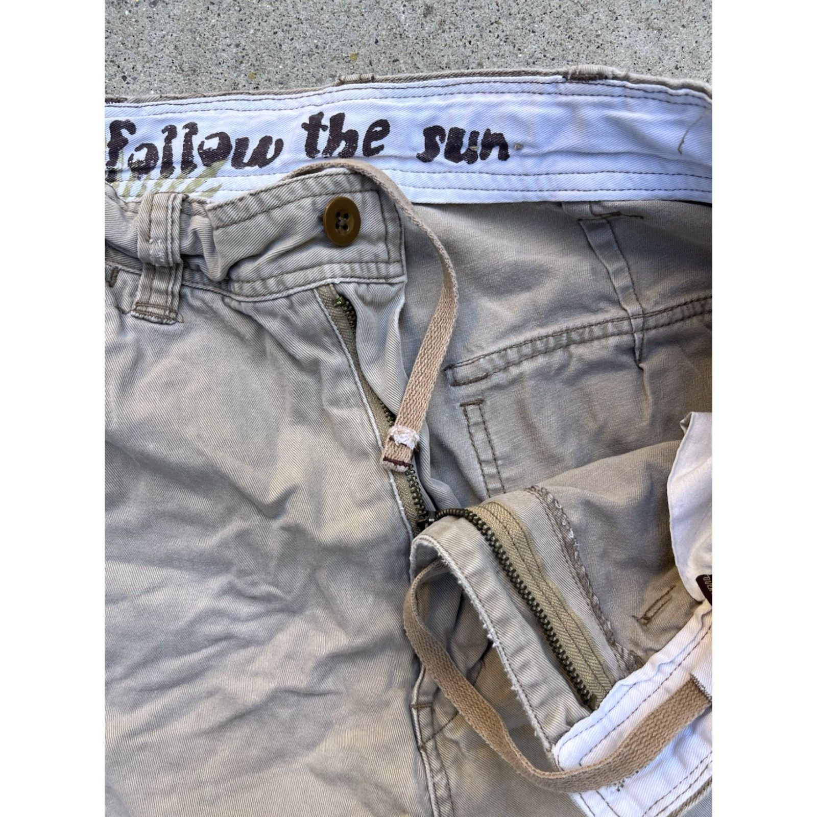 American Eagle Outfitters VINTAGE American Eagle Outfitters Cargo Shorts Beige 32 Men’s Casual 90s Y2K Boho Bohemian Outdoor Size US 32 / EU 48 - 3 Thumbnail