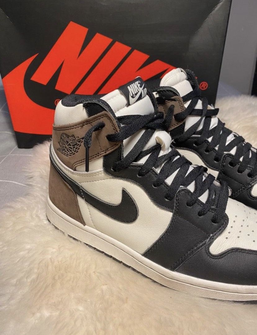 Nike Nike Air Jordan 1 Retro High „Mocha“ Size US 10 / EU 43 - 2 Thumbnail