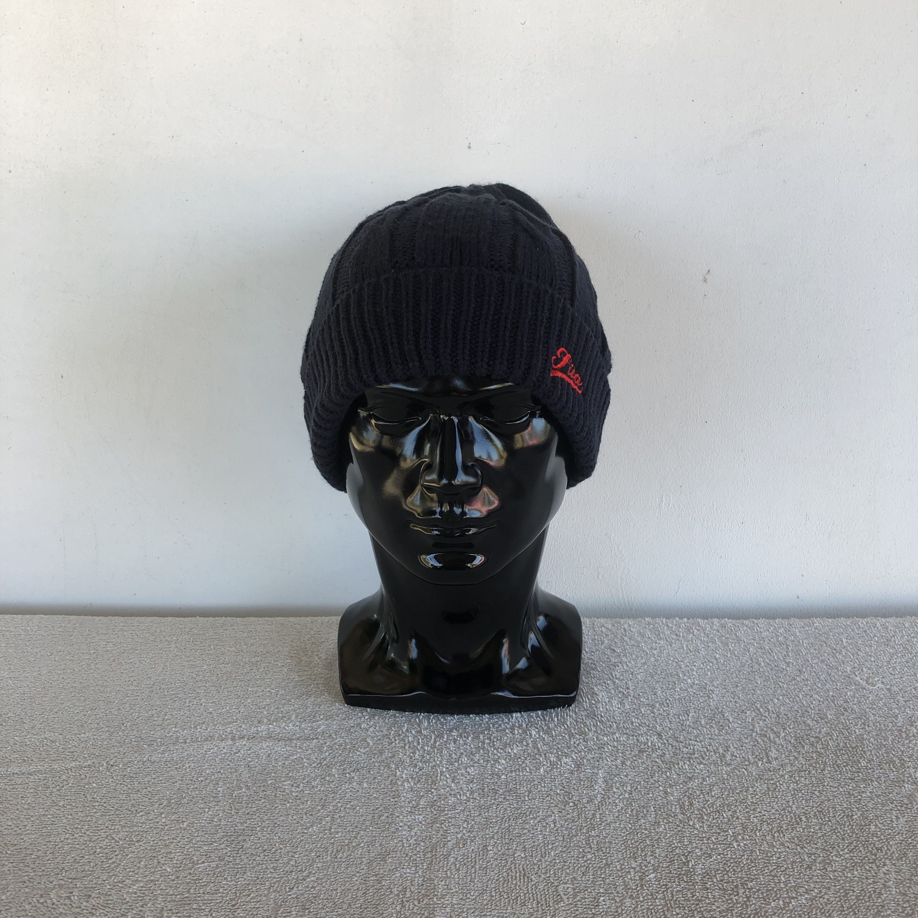 Fila Vintage 90 Fila Golf Beanie Knit Crochet Snow Caps Hats Size ONE SIZE - 2 Thumbnail