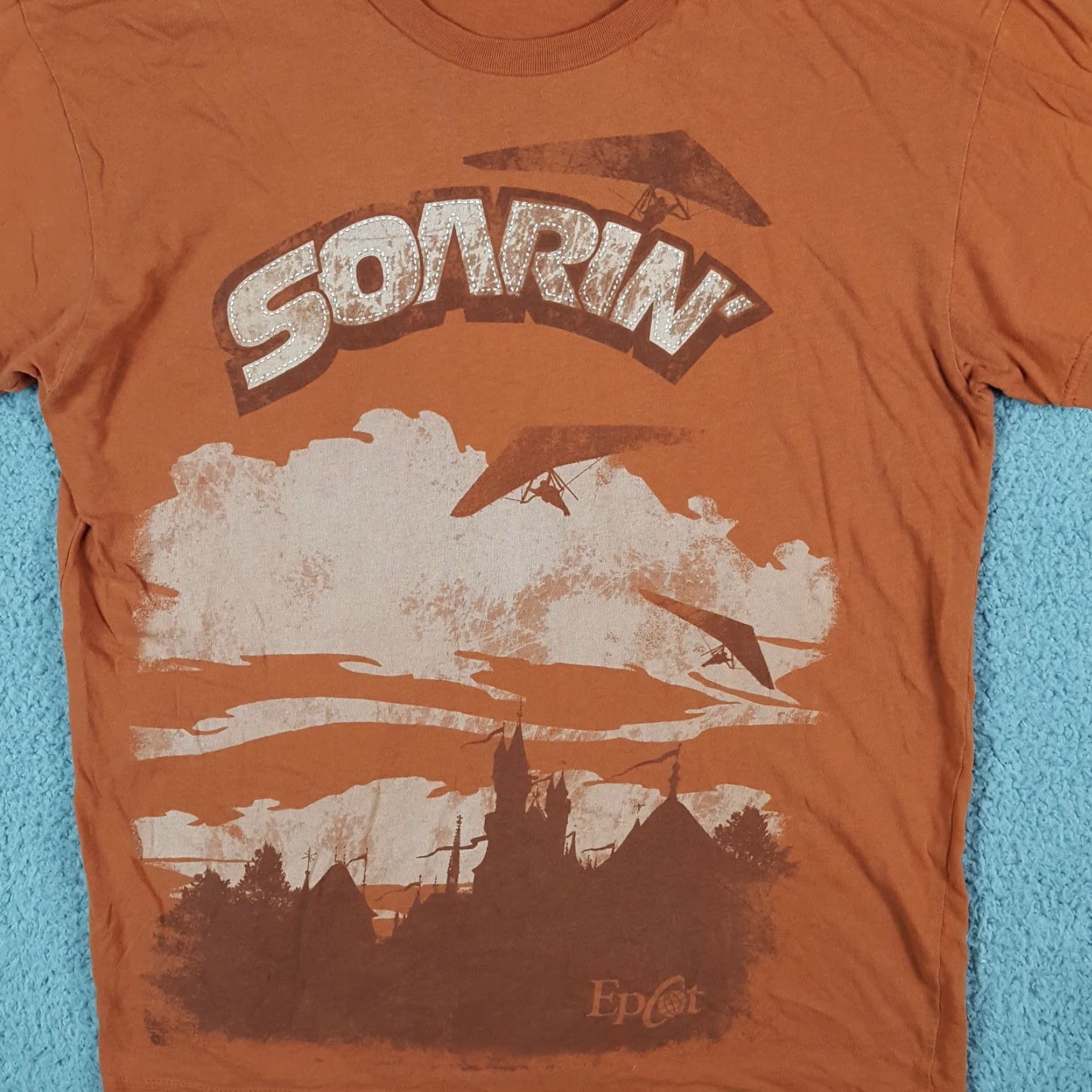 Disney Vintage Walt Disney World Soarin' Epcot Theme Park T-Shirt Men Medium Orange Cartoon Mickey Retro 90s Y2K Size US M / EU 48-50 / 2 - 2 Thumbnail
