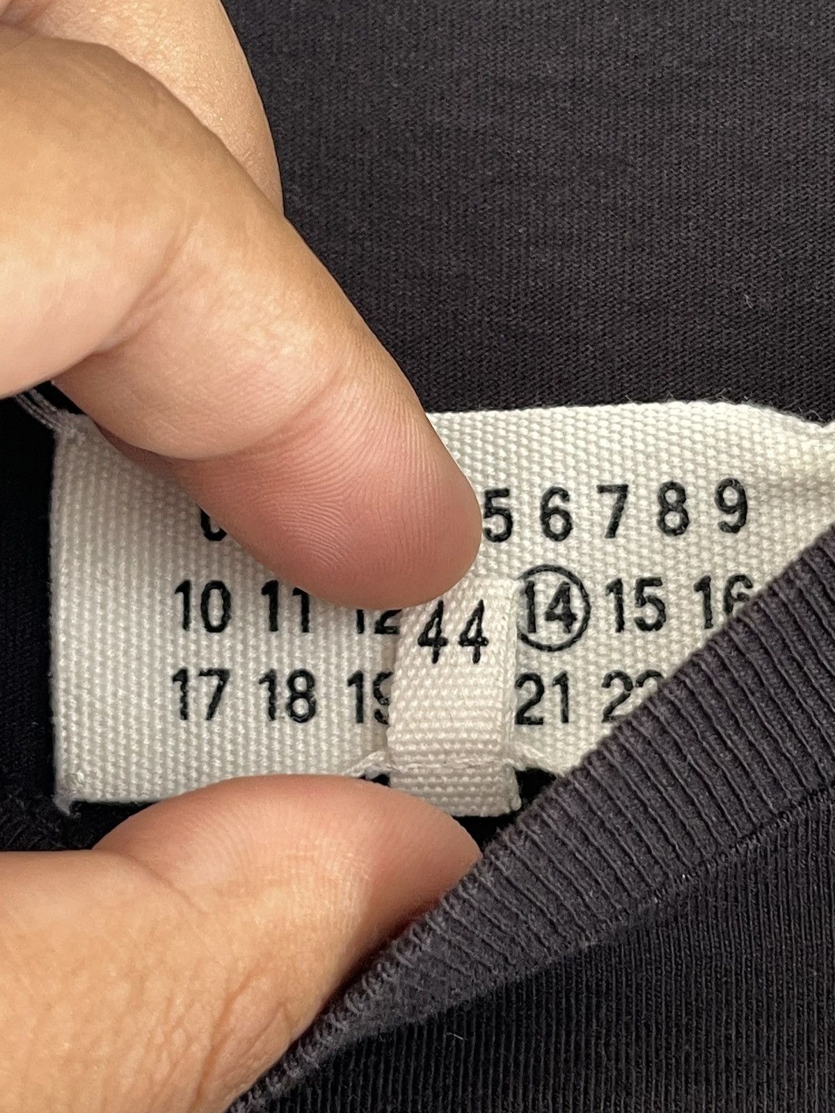 Maison Margiela Maison Margiela Stereotype T Shirt Size US M / EU 48-50 / 2 - 5 Thumbnail
