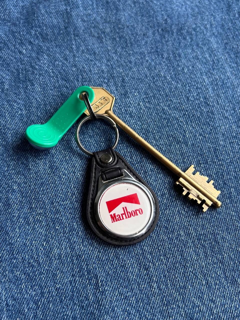 Marlboro × Vintage Marlboro 90s Metal Retro Keychain Leather Steel Auto Racing Size ONE SIZE - 1 Thumbnail