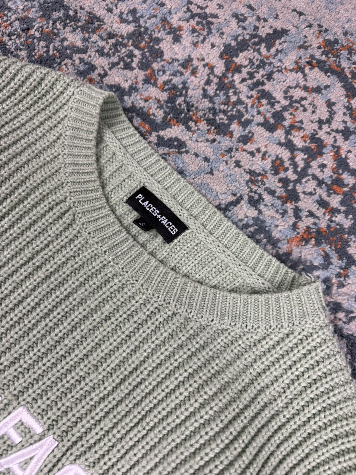 Places + Faces Places + Faces sage green embroidered spellout sweater knit Size US S / EU 44-46 / 1 - 8 Thumbnail