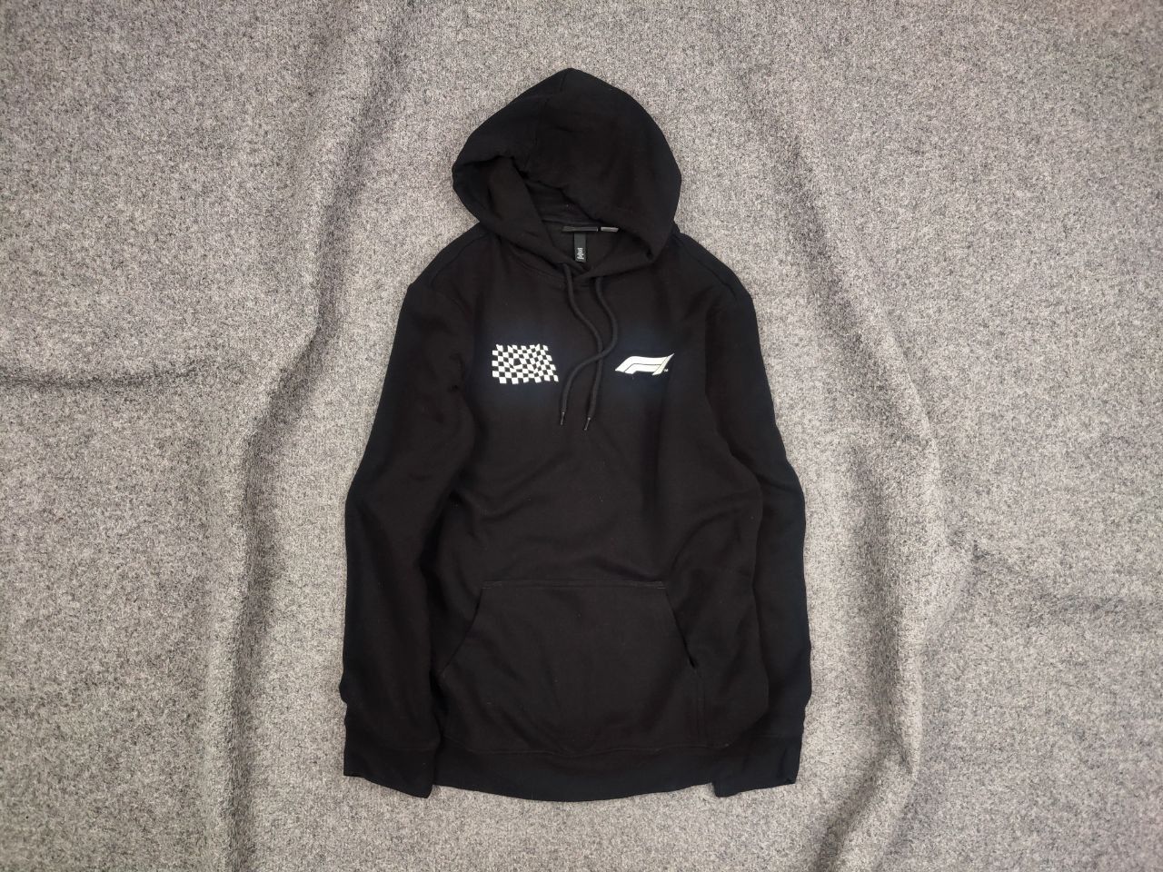 Formula 1 Formula 1 Classic Racing H&M logo Black Hoodie Size US S / EU 44-46 / 1 - 2 Thumbnail