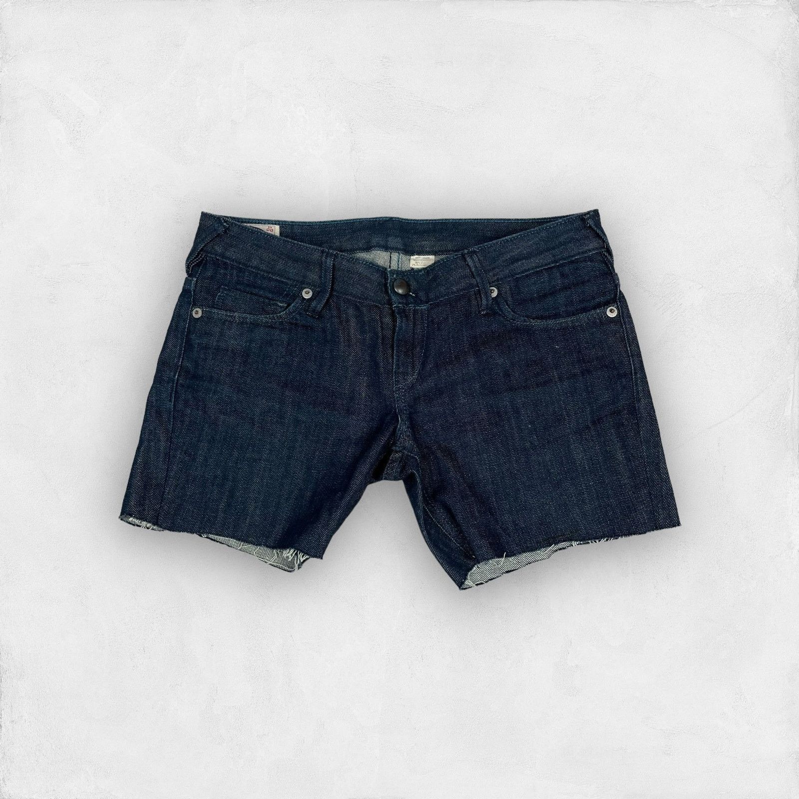 Evisu × Vintage Evisu Women's Blue Cotton Denim Mid-Rise Boyfriend Shorts 25 Size 25" / US 0 / IT 36 - 7 Thumbnail