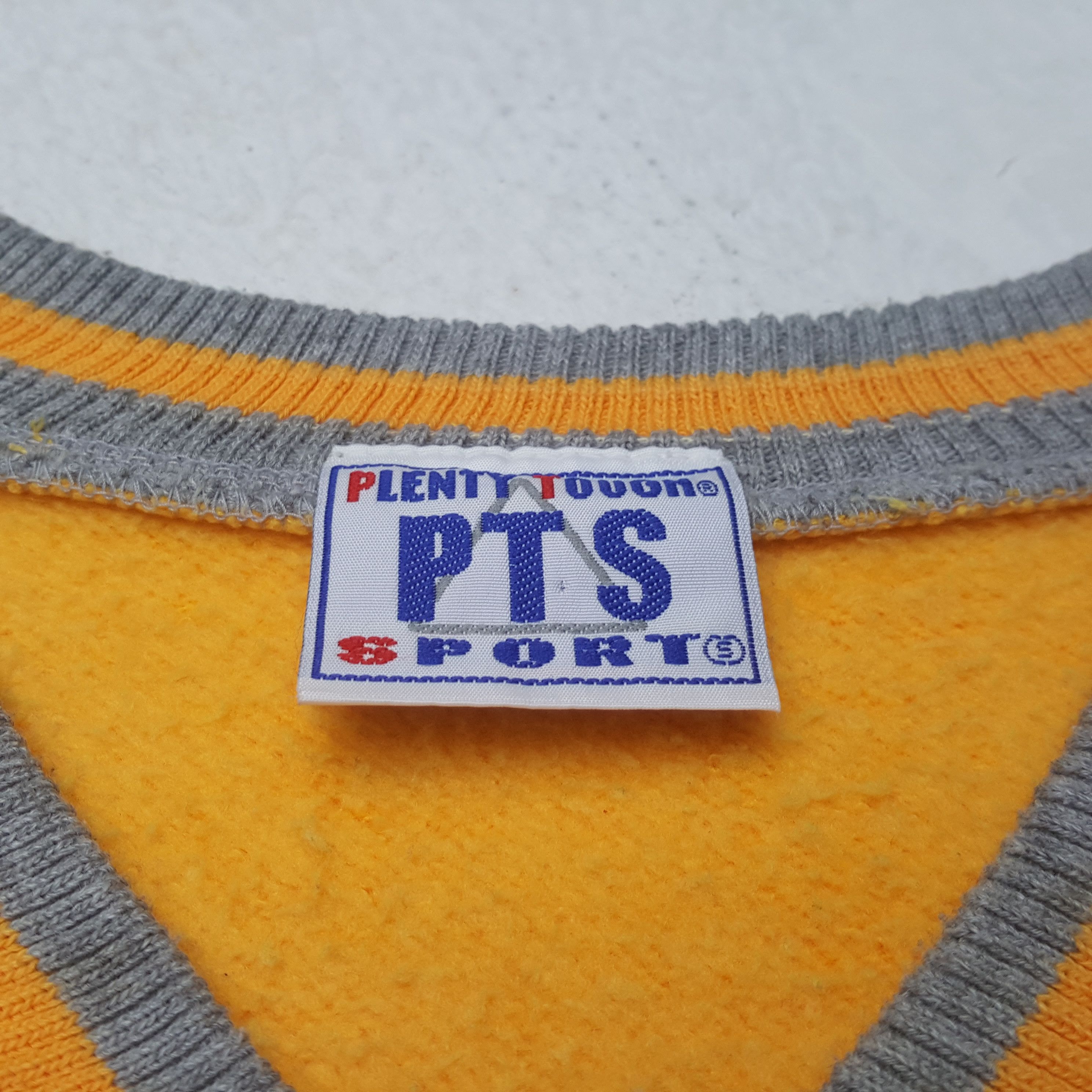 Japanese Brand × Vintage Vintage PLENTY TOUGH SPORT Sportswear Sweatshirt C293N26 Size US M / EU 48-50 / 2 - 4 Thumbnail