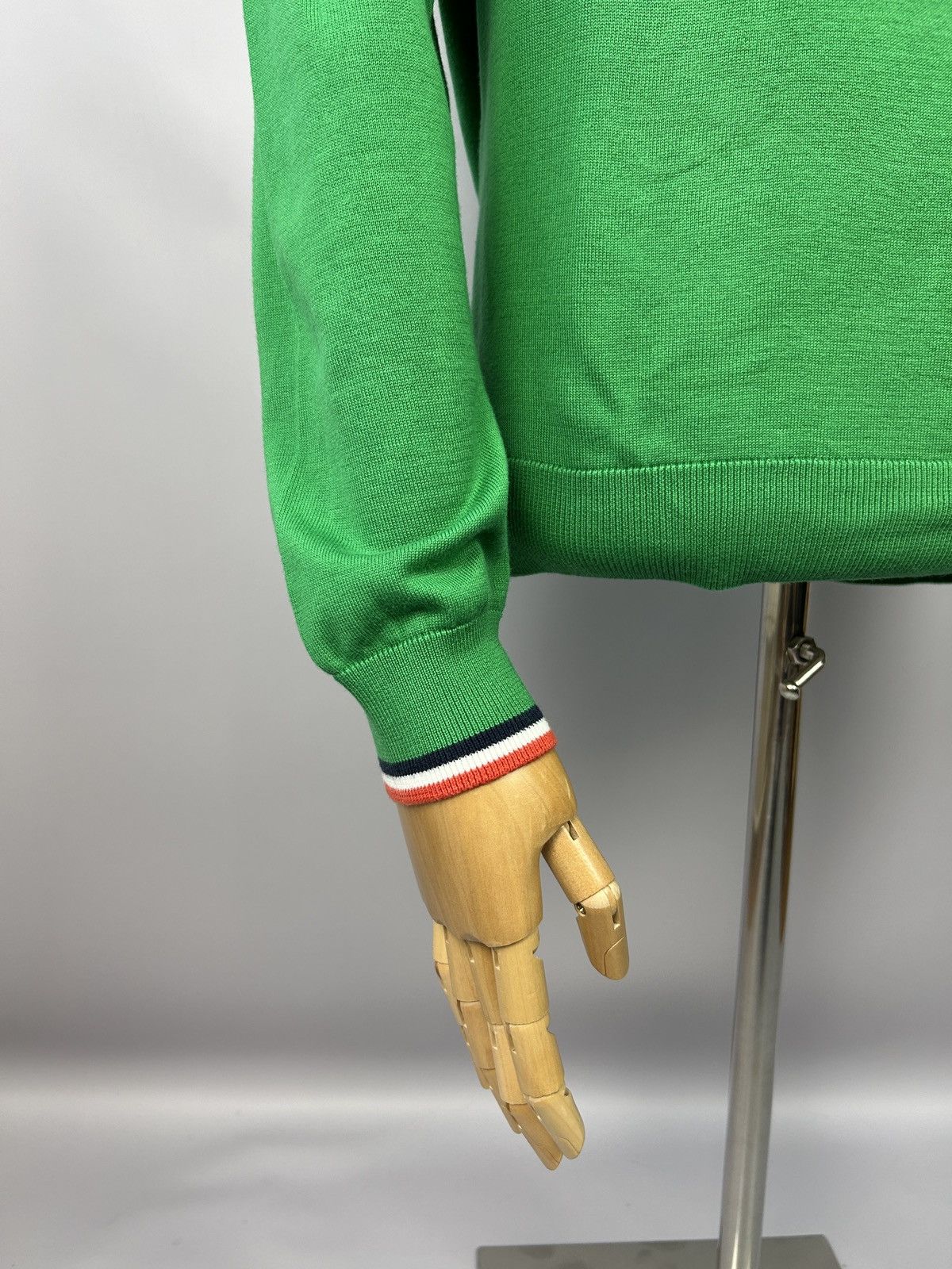 Lacoste Lacoste Live Green V-Neck Cotton Jumper Sweater Size 4 / L Size US L / EU 52-54 / 3 - 7 Thumbnail