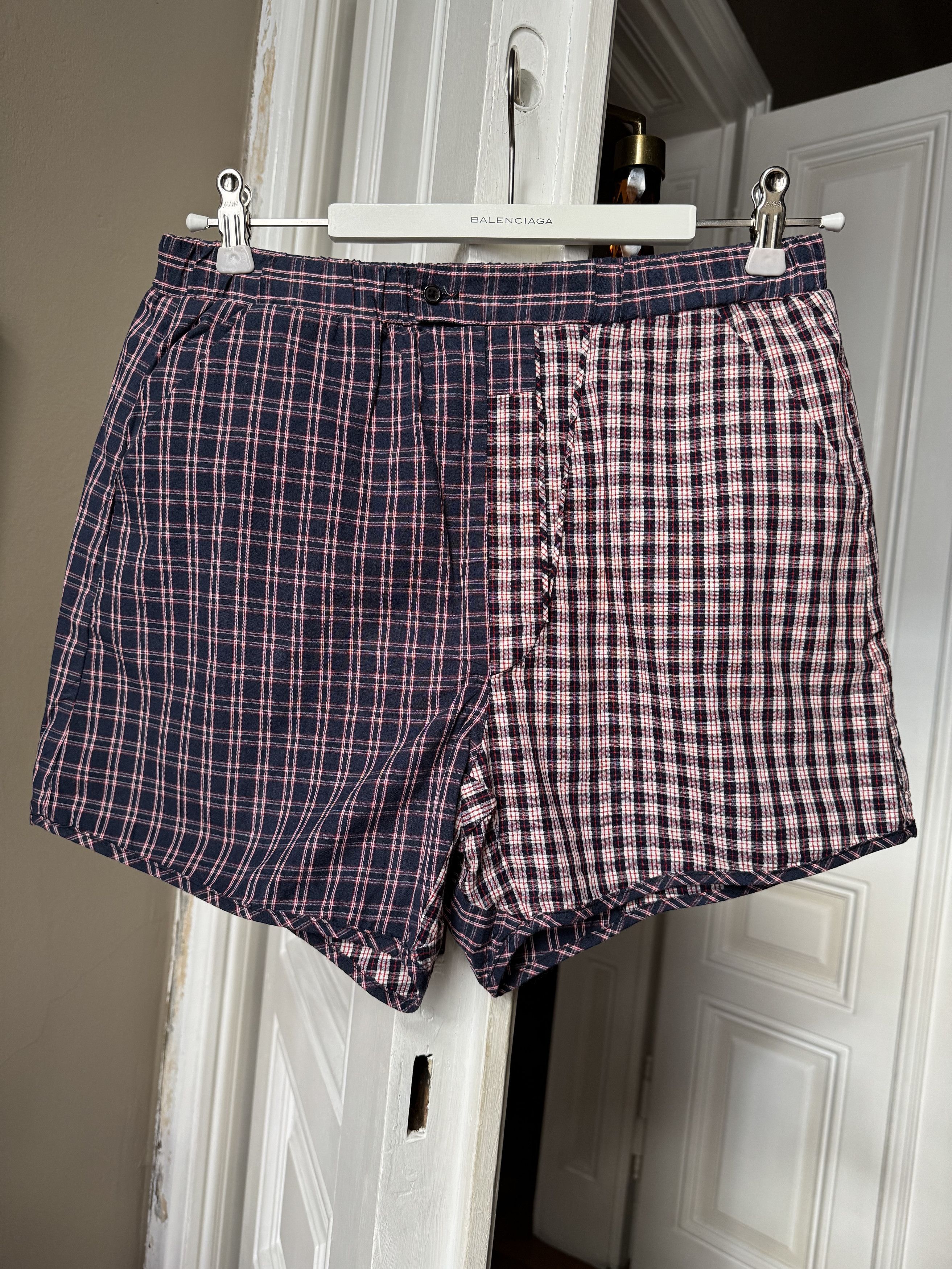 Henrik Vibskov HENRIK VIBSKOV SHORT PANTS TOP-SIZE XS Size US 30 / EU 46 - 1 Thumbnail