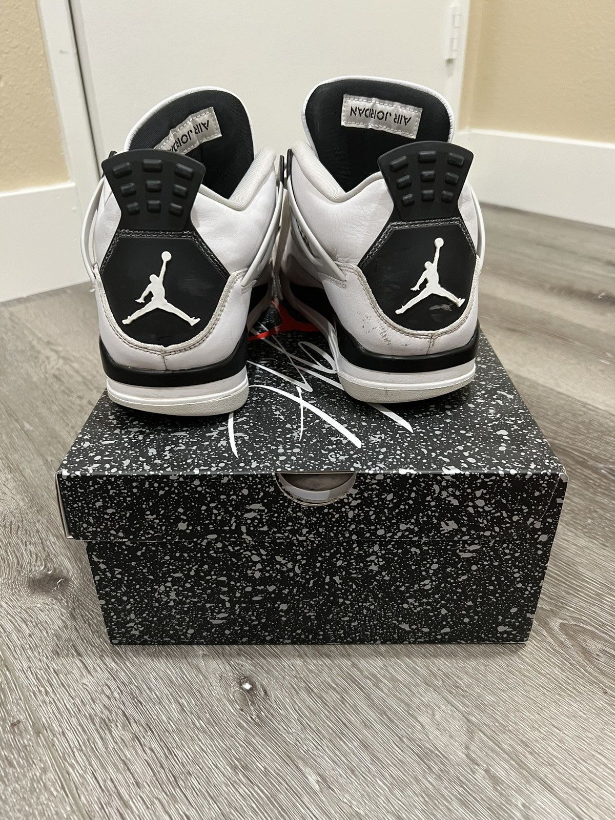 Jordan Brand Air Jordan Military Black Used Size 9.5 M Size US 9.5 / EU 42-43 - 4 Thumbnail