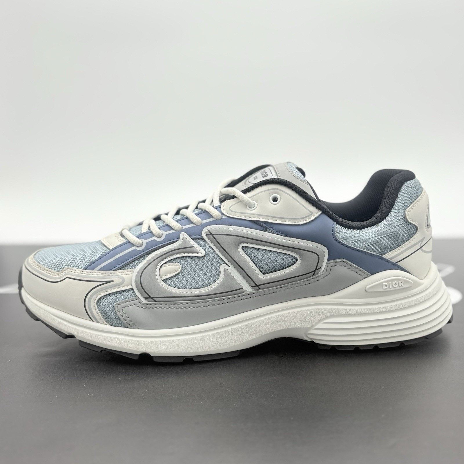Dior Dior B30 Reflective Sneaker ' Blue Grey White '| SUPER CLEAN Size US 13 / EU 46 - 8 Thumbnail